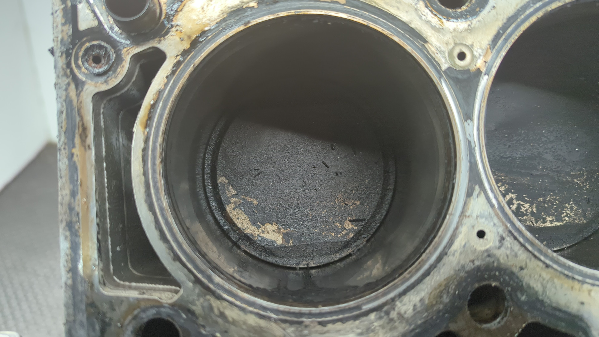 Блок двигателя