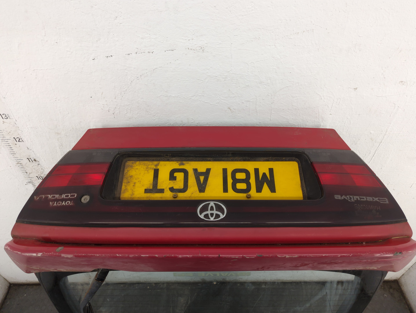 Дверь багажника