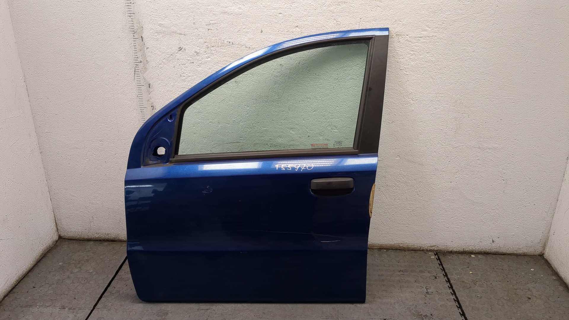 Дверь передняя левая