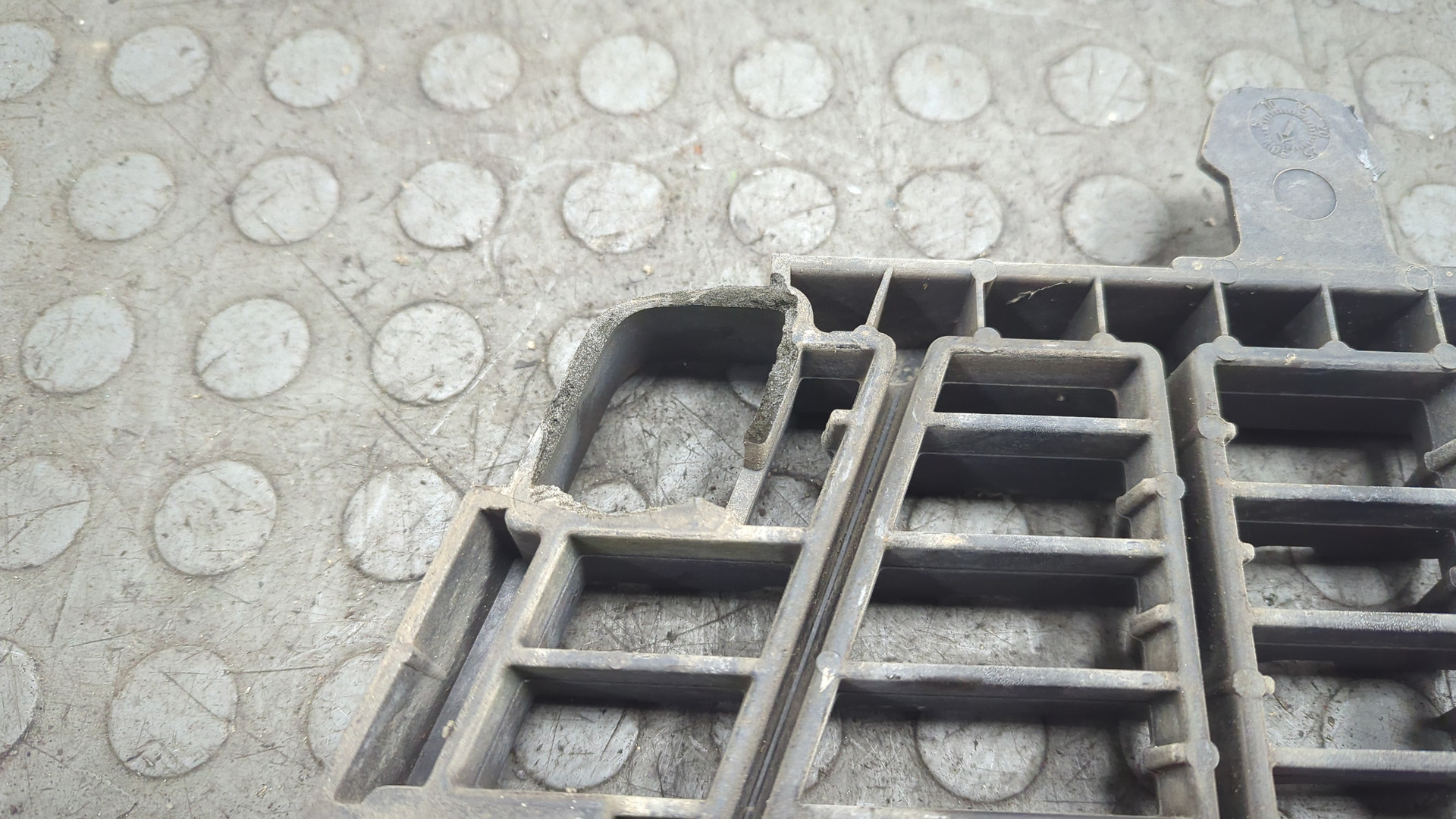 Накладка на подножку