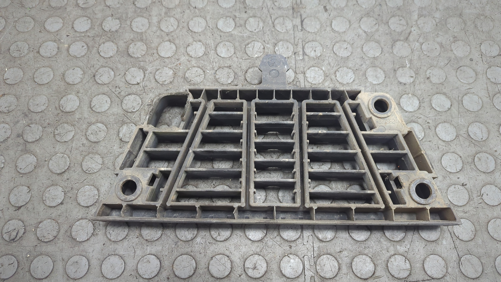 Накладка на подножку