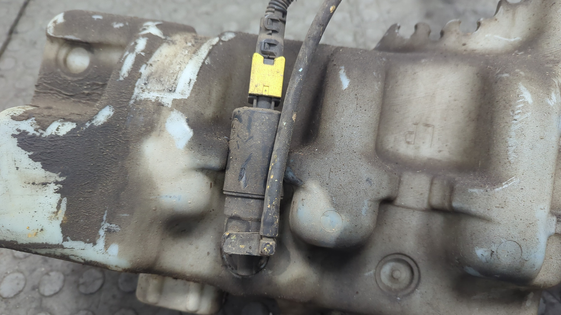 Бачок омывателя лобового стекла