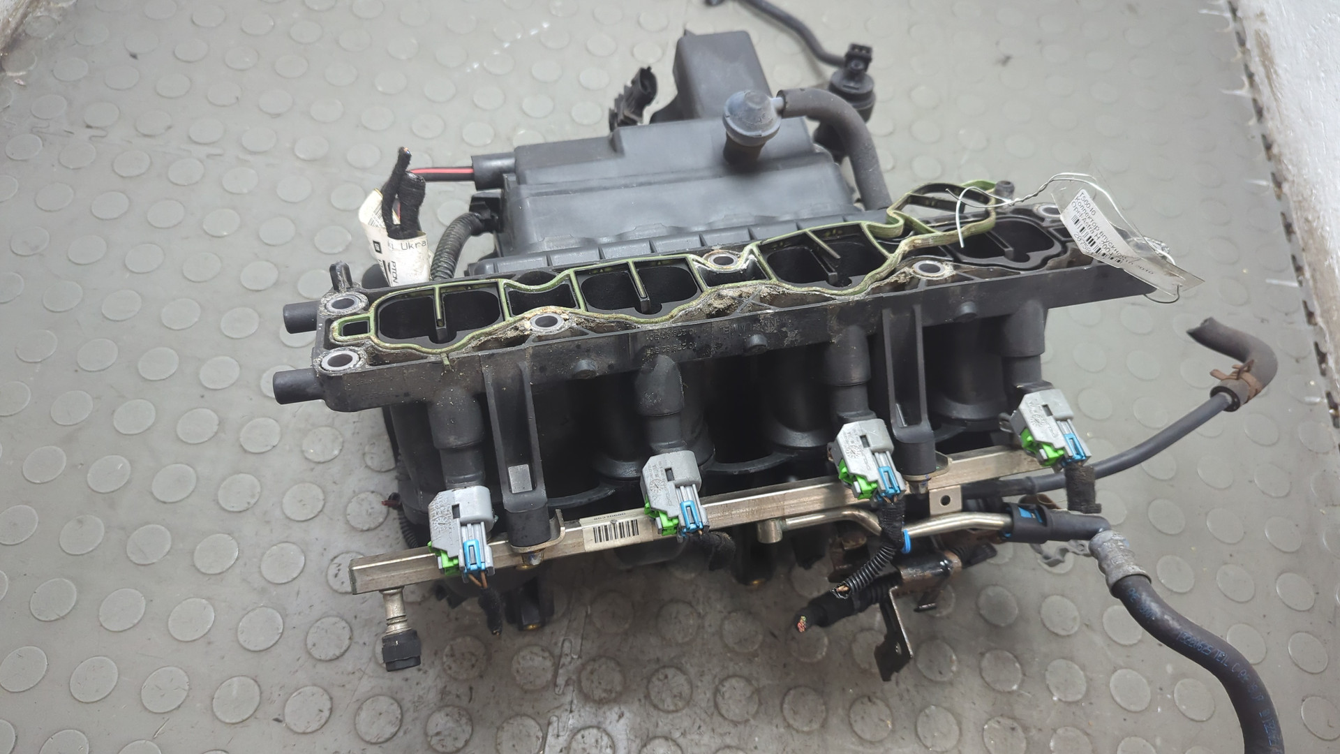 Коллектор впускной