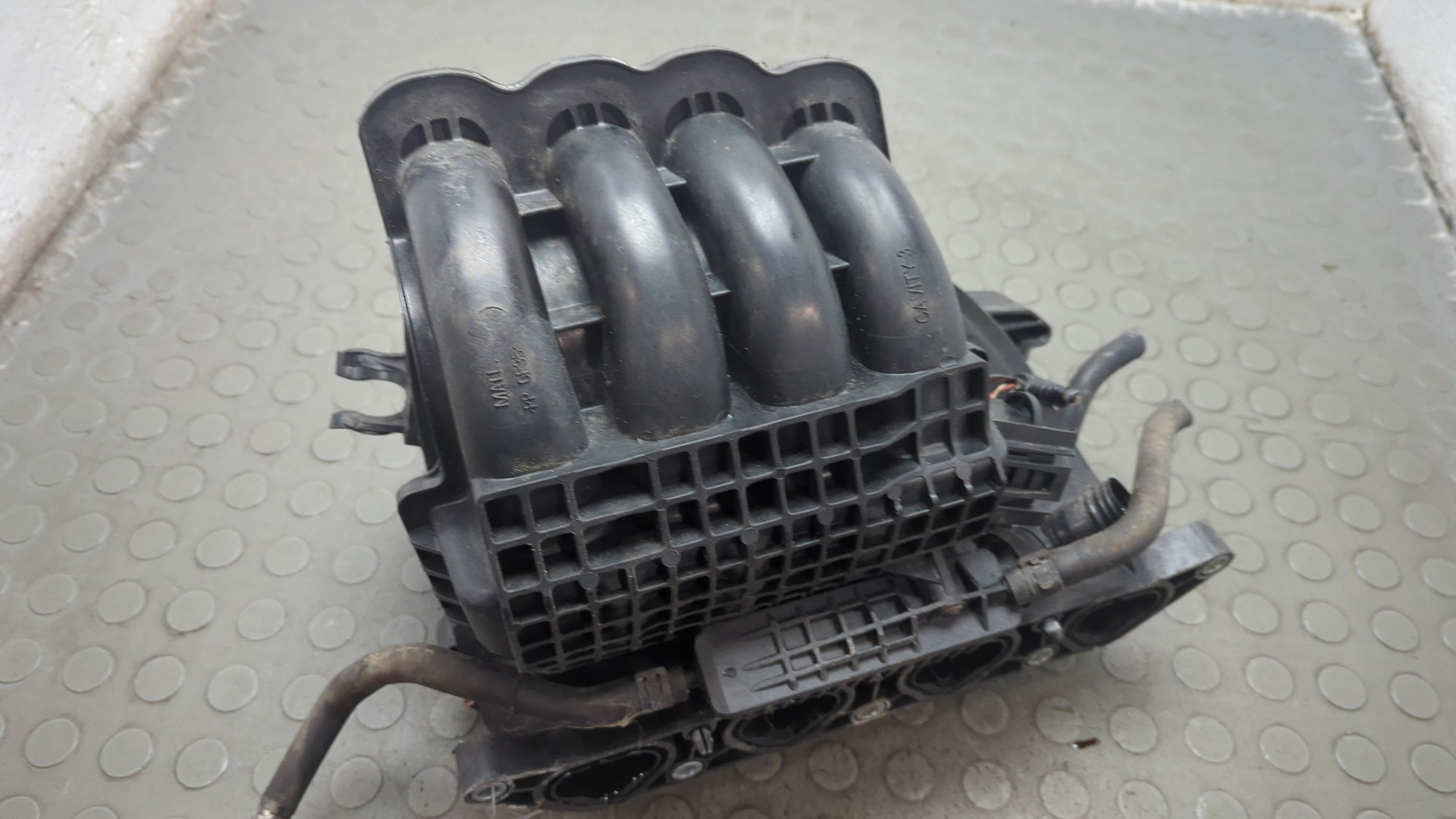 Коллектор впускной