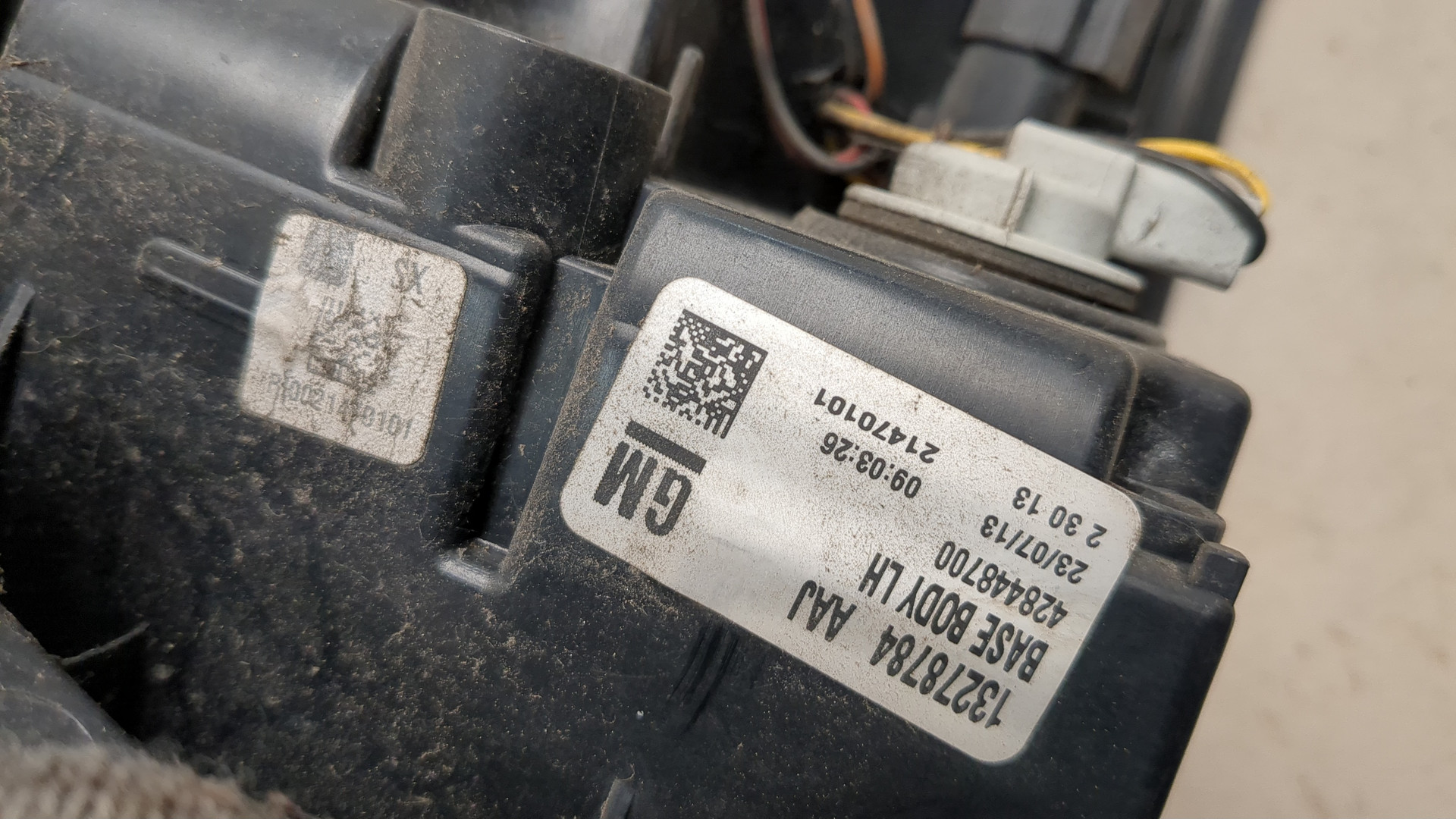 Фонарь задний левый