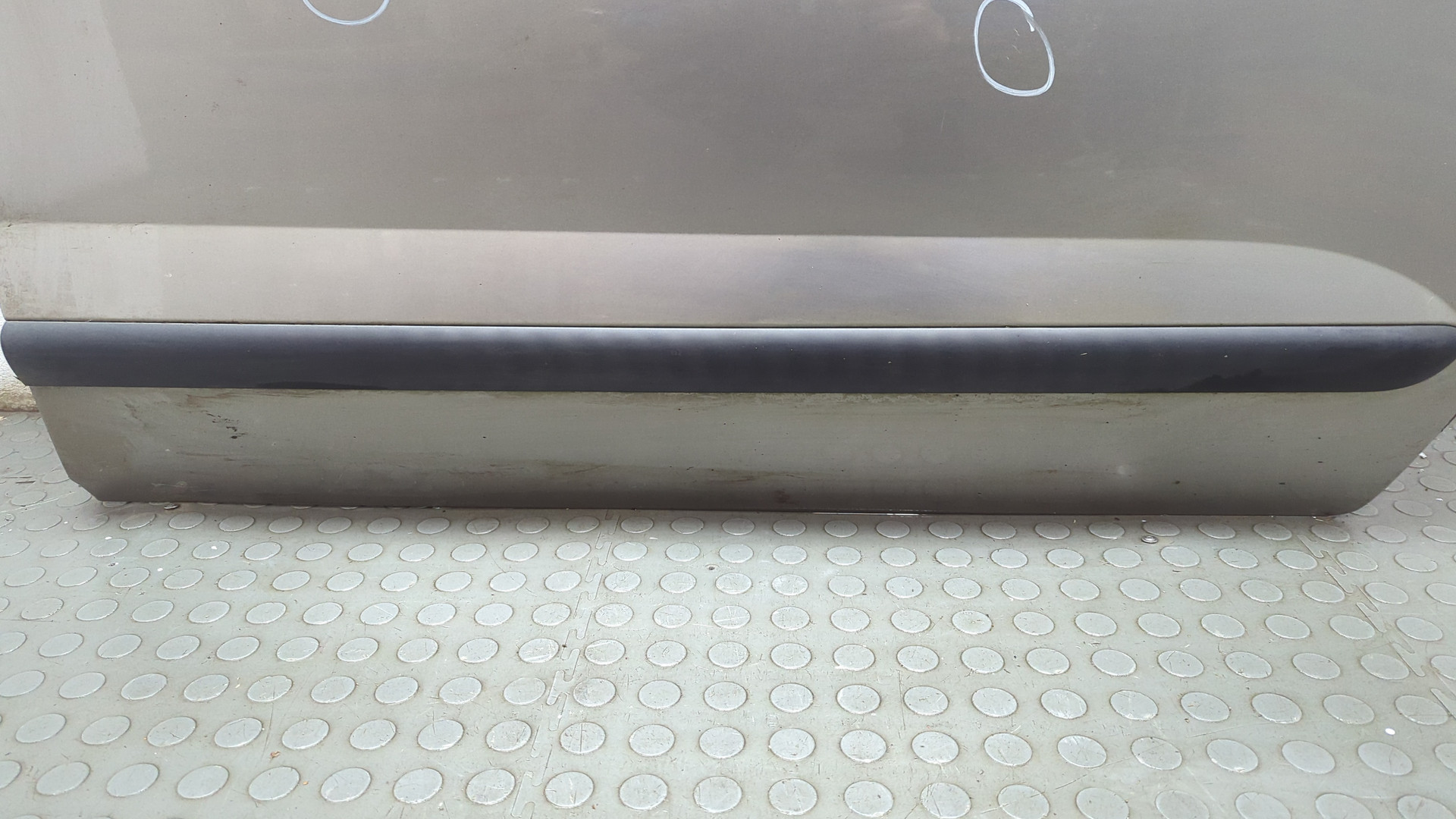 Дверь передняя правая