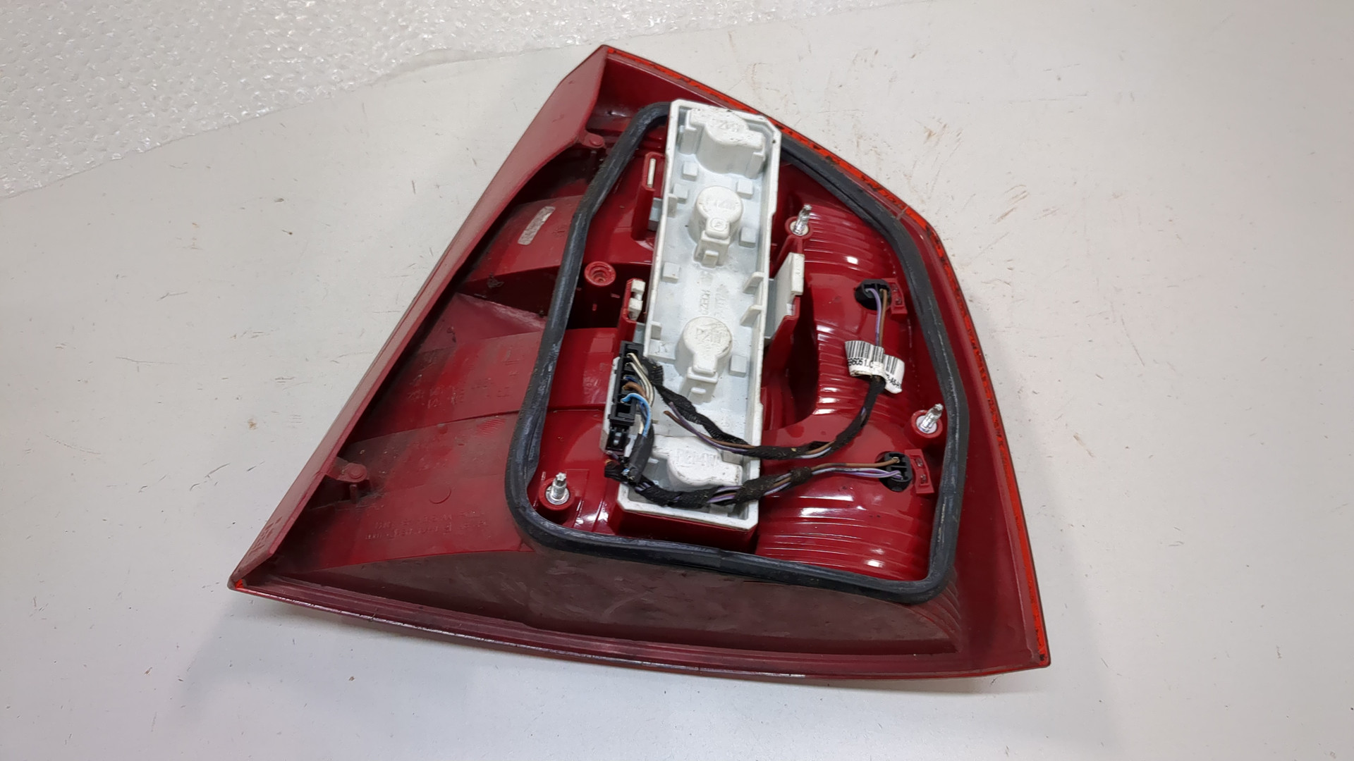 Фонарь задний левый