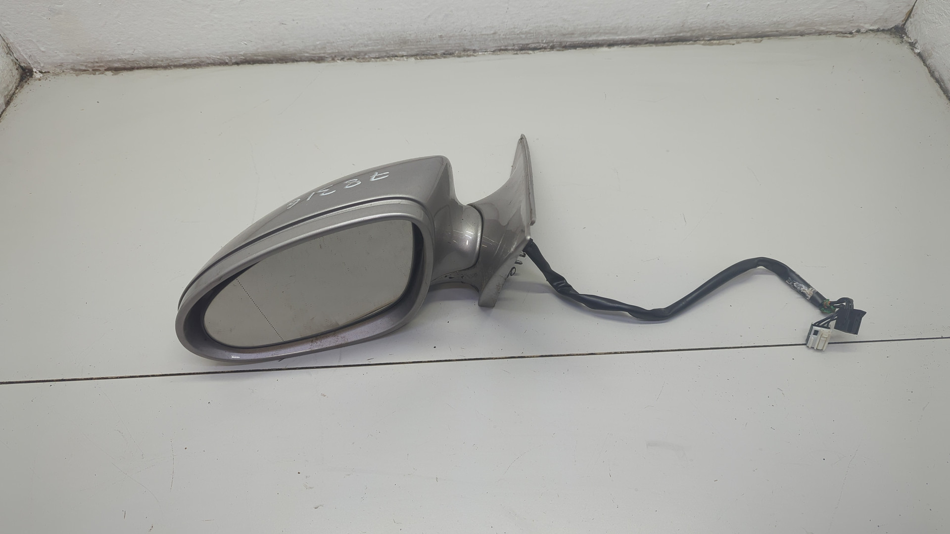 Зеркало левое электрическое