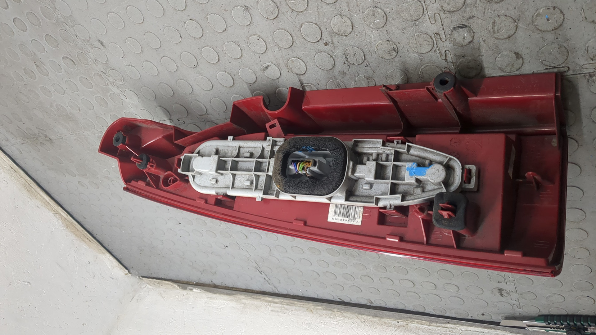 Фонарь задний правый