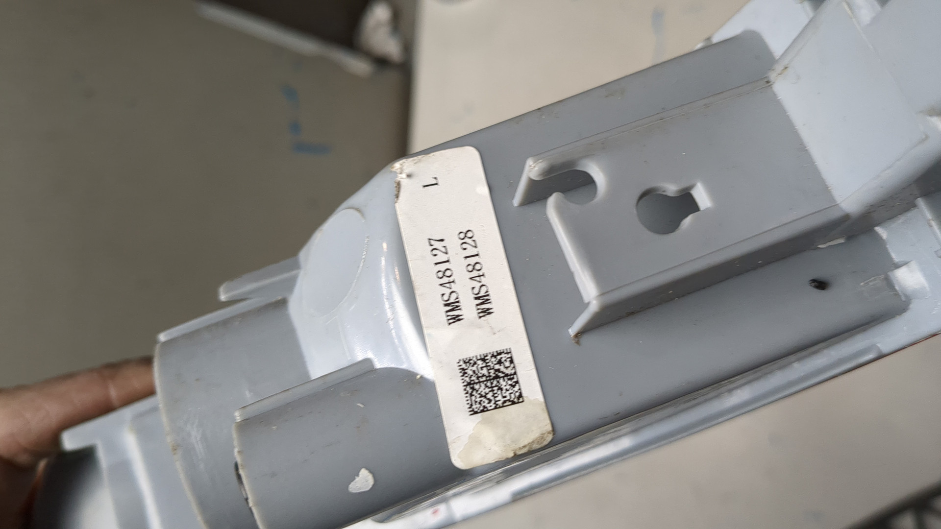 Фара противотуманная левая