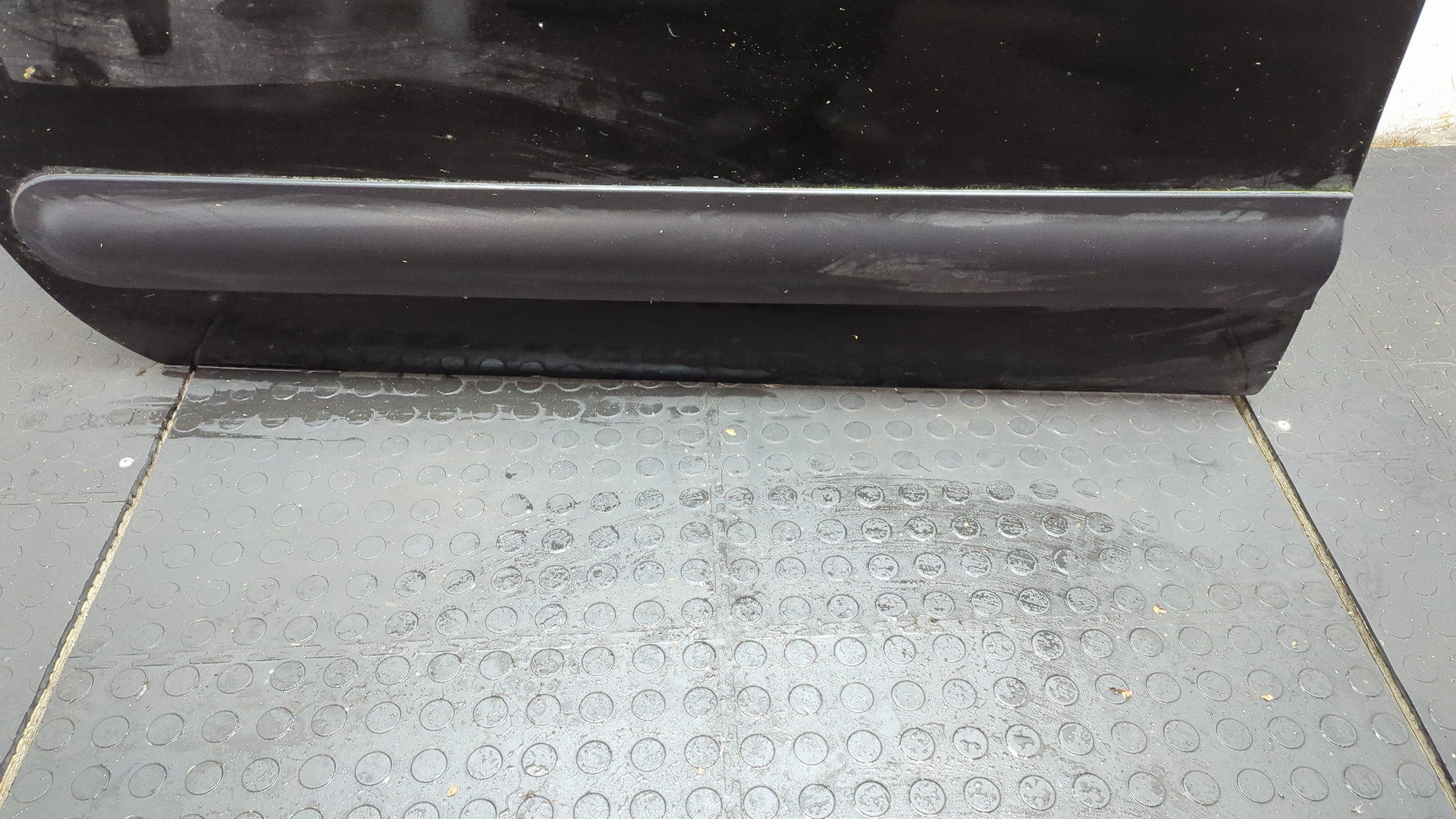 Дверь передняя левая