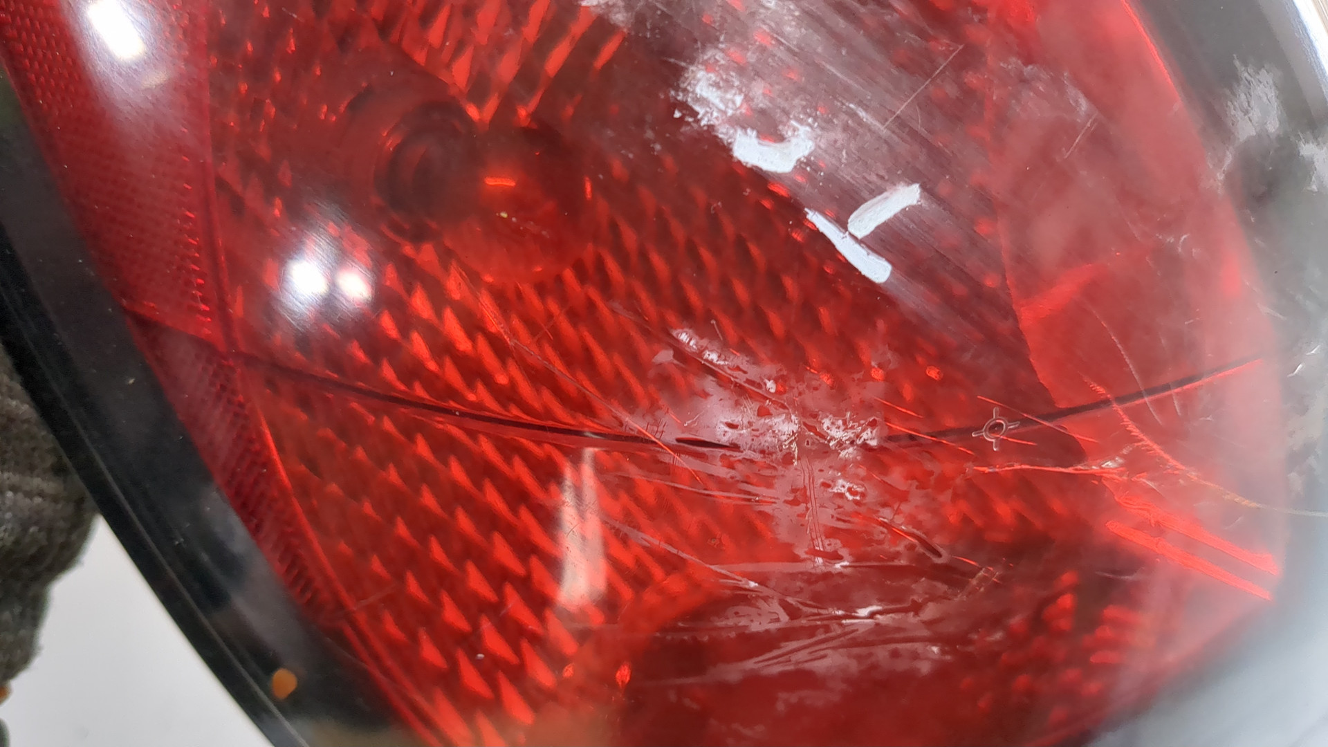 Фонарь задний левый