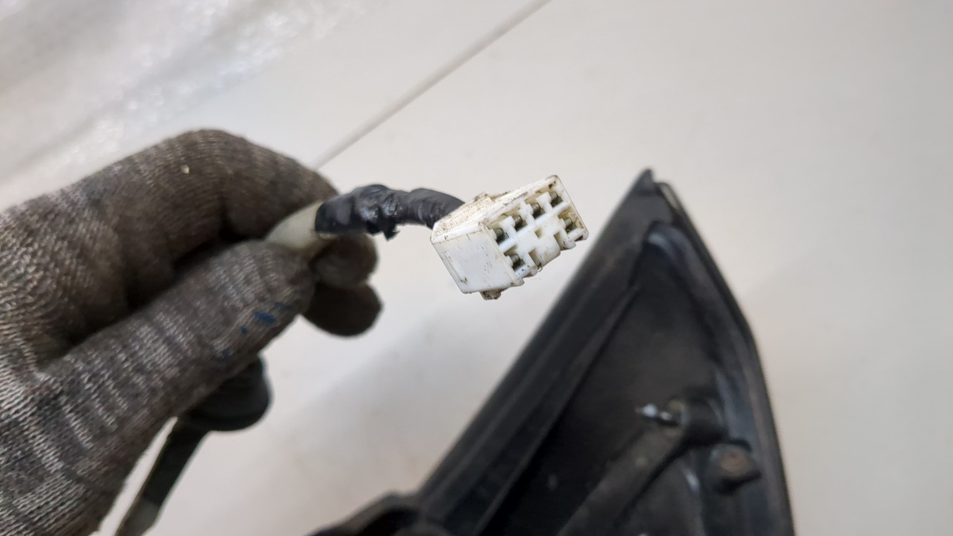 Фонарь задний левый