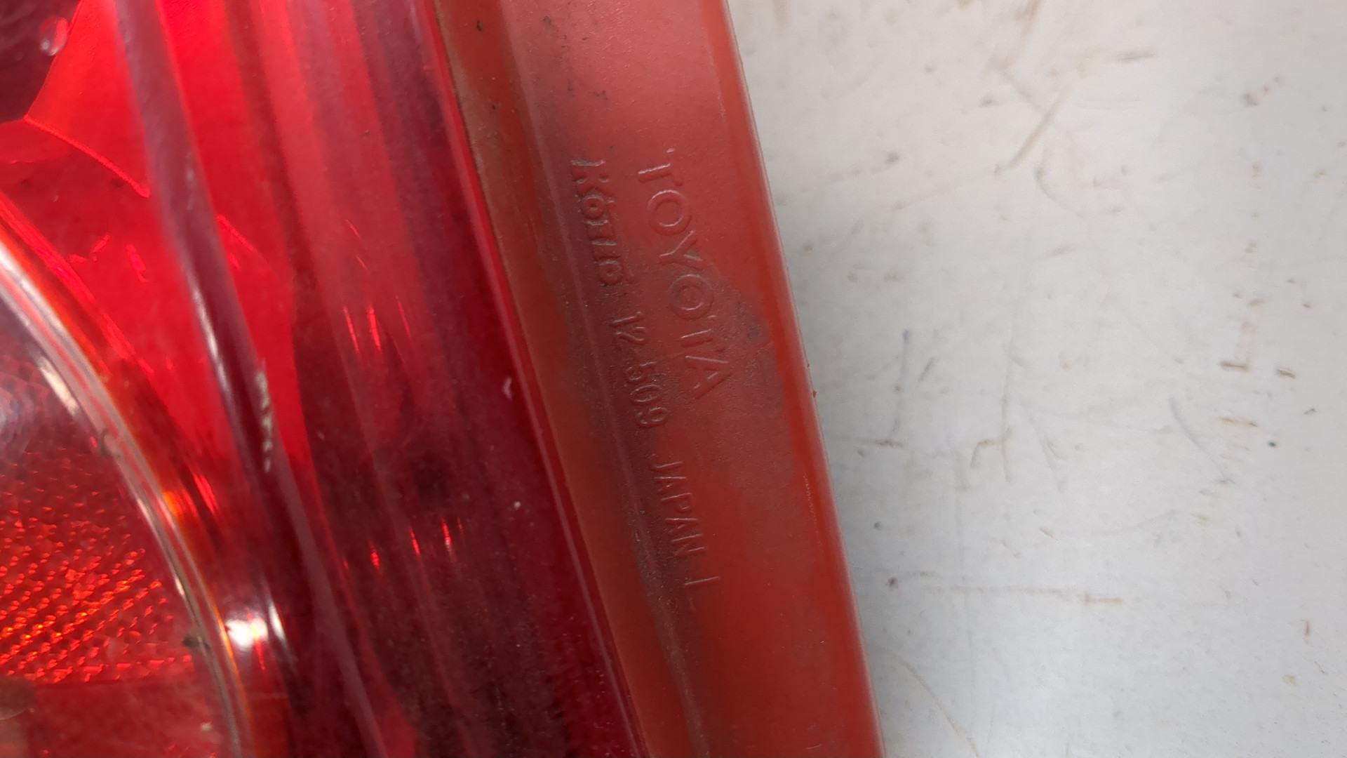 Фонарь задний левый