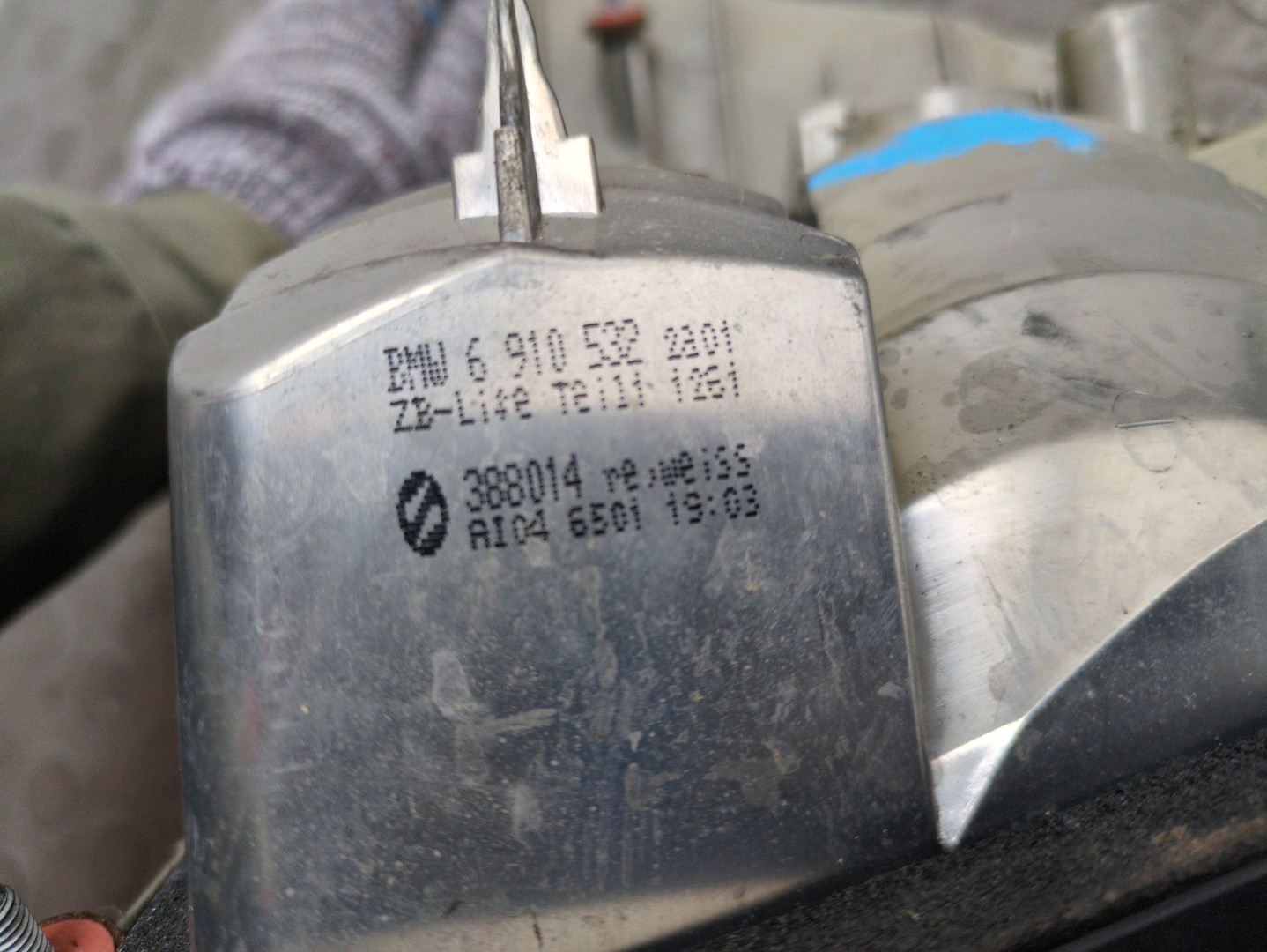 Фонарь задний правый