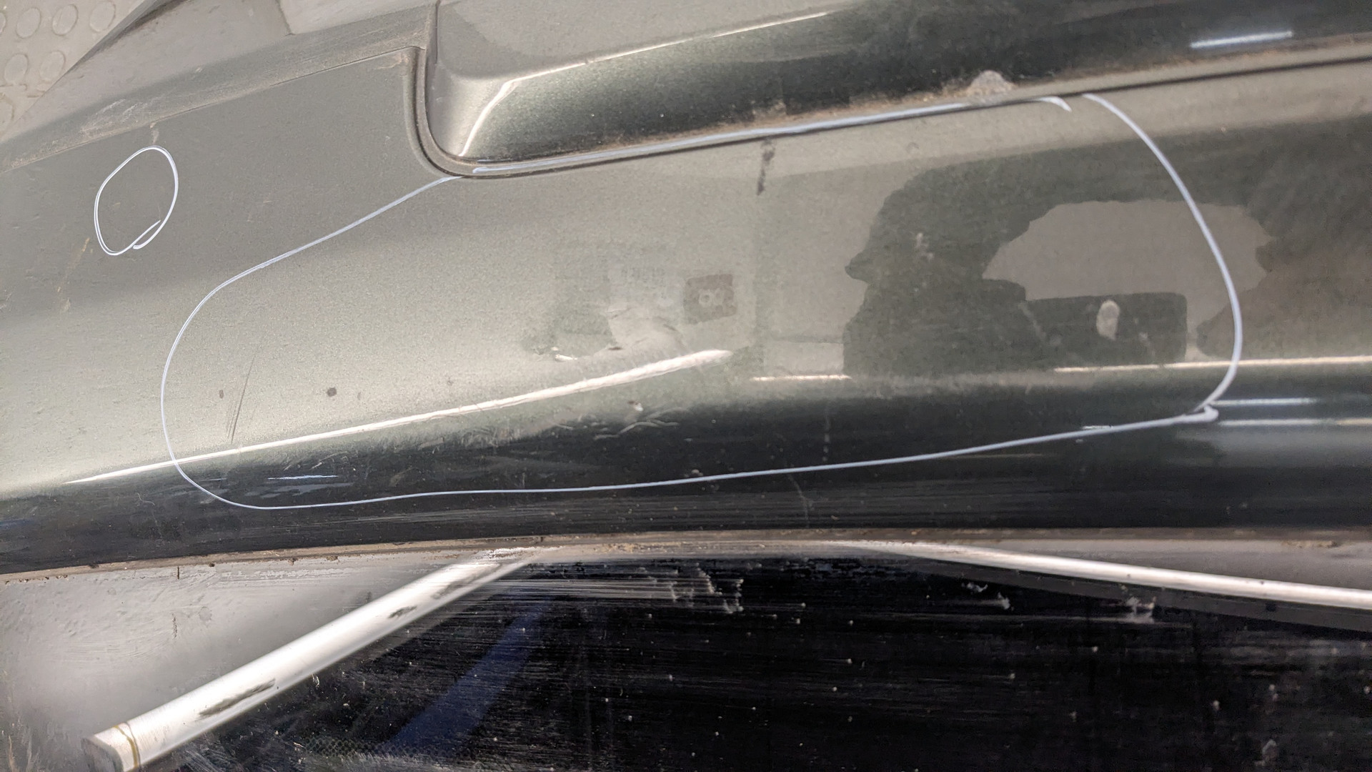 Дверь багажника