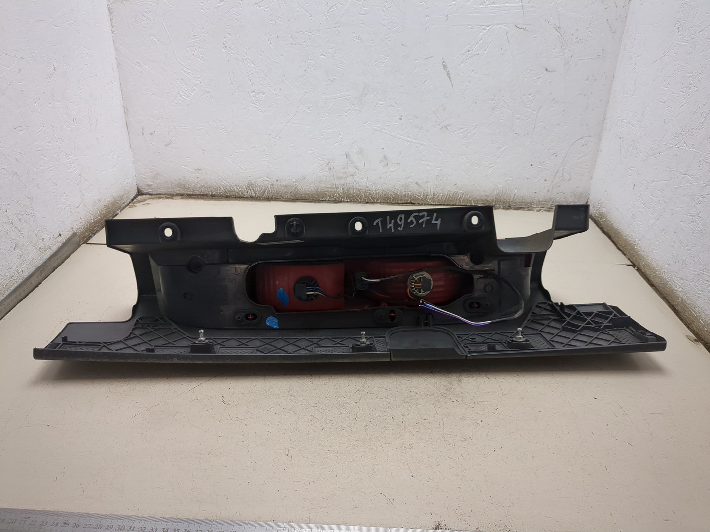 Фонарь задний правый