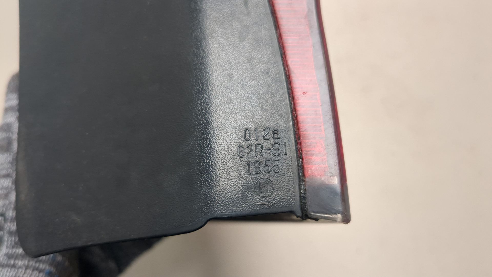 Фонарь задний правый