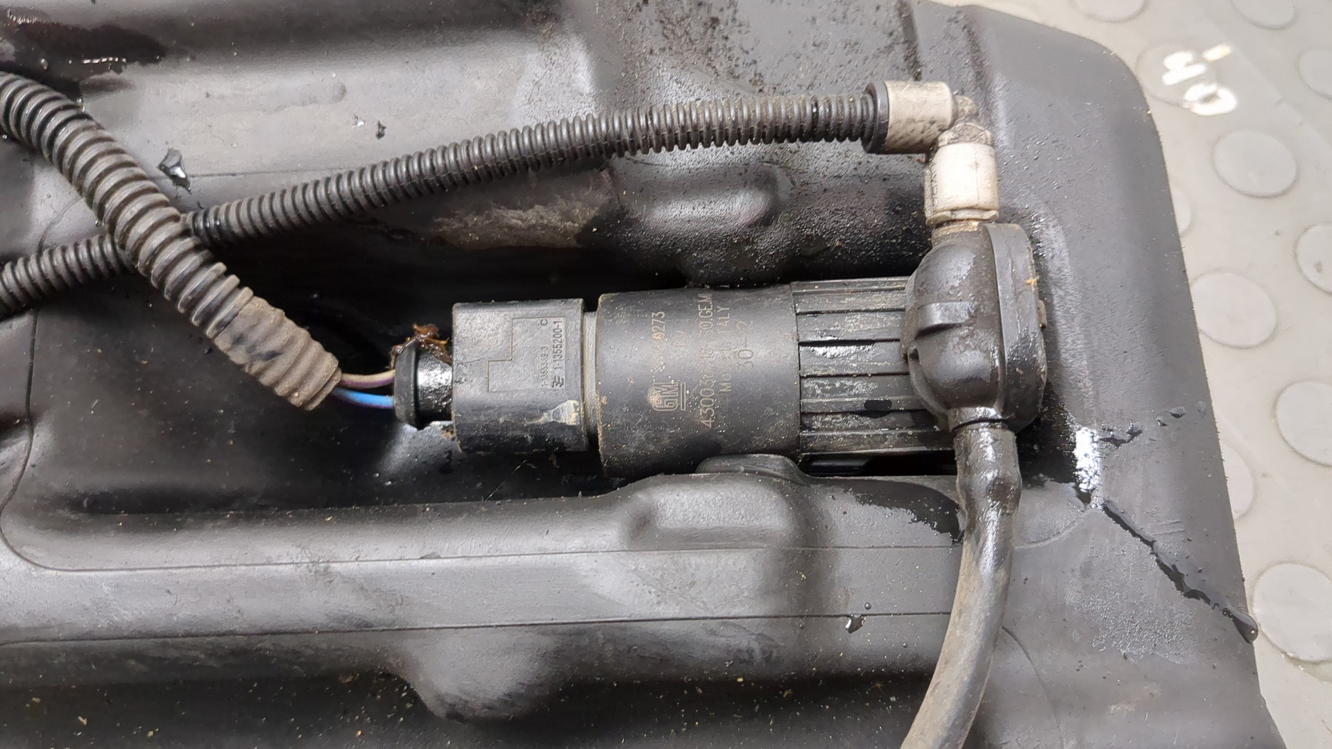 Бачок омывателя лобового стекла