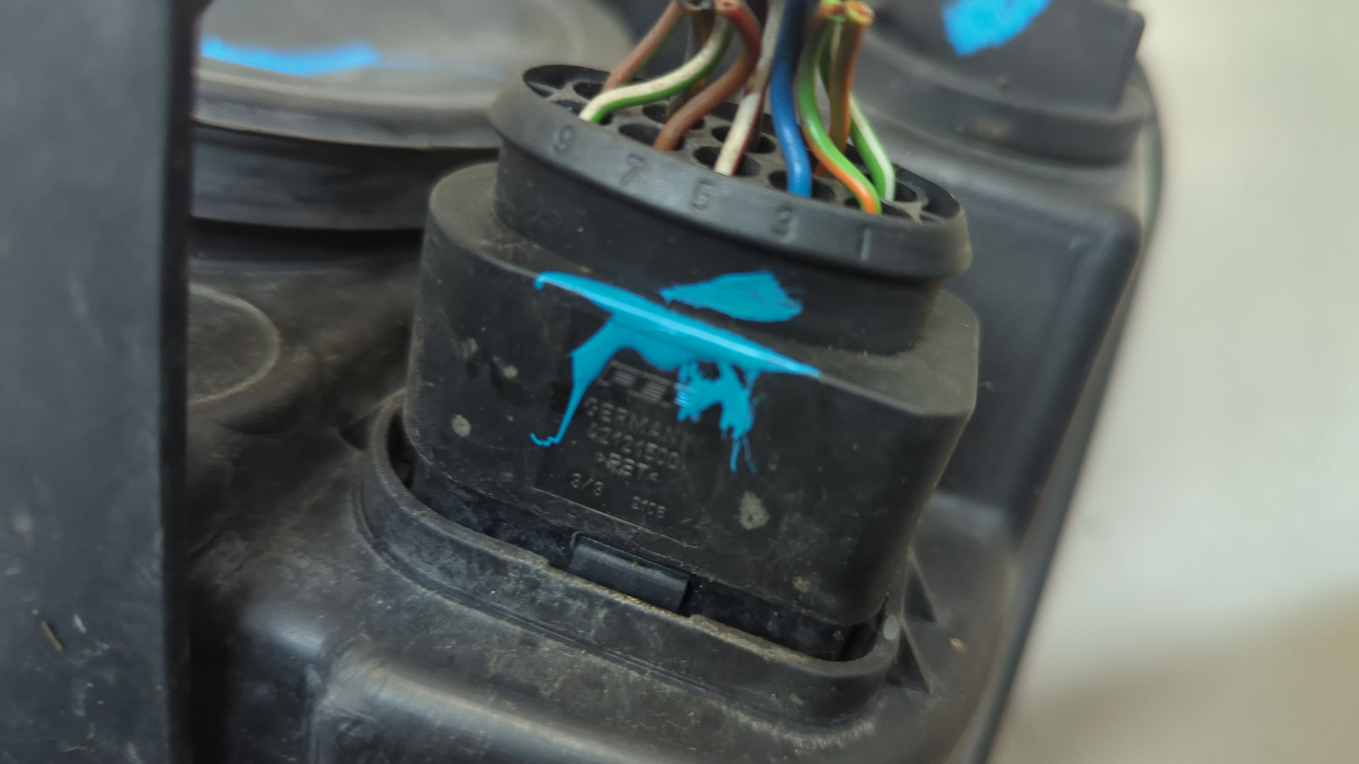 Фара правая