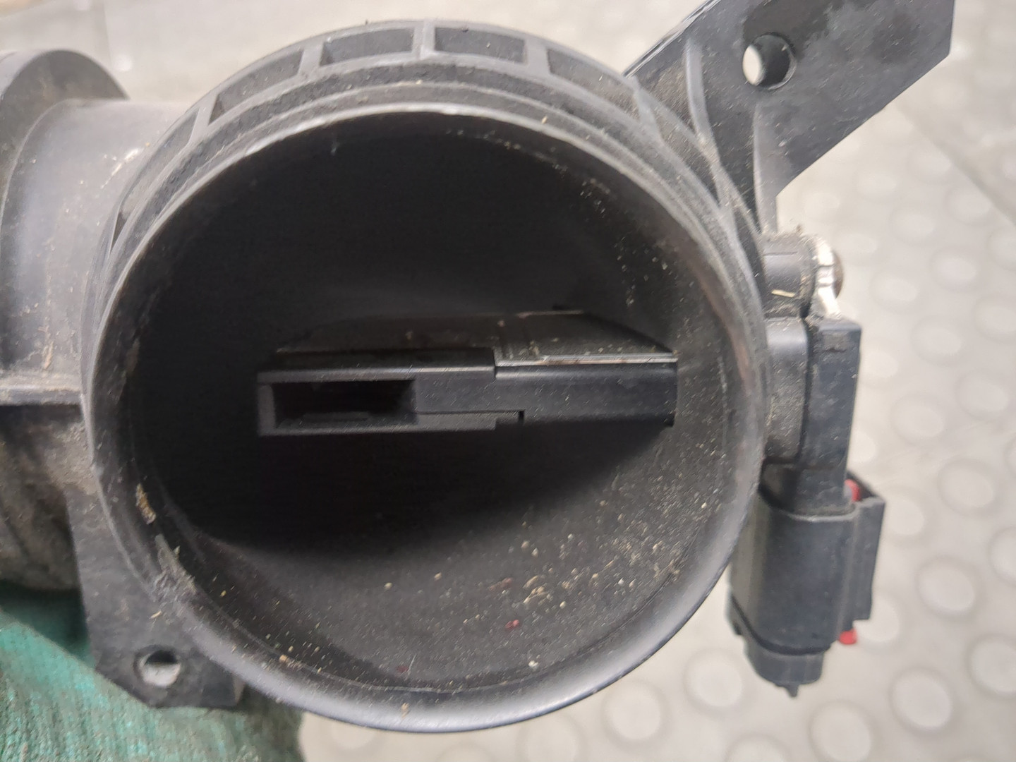 Патрубок воздушного фильтра