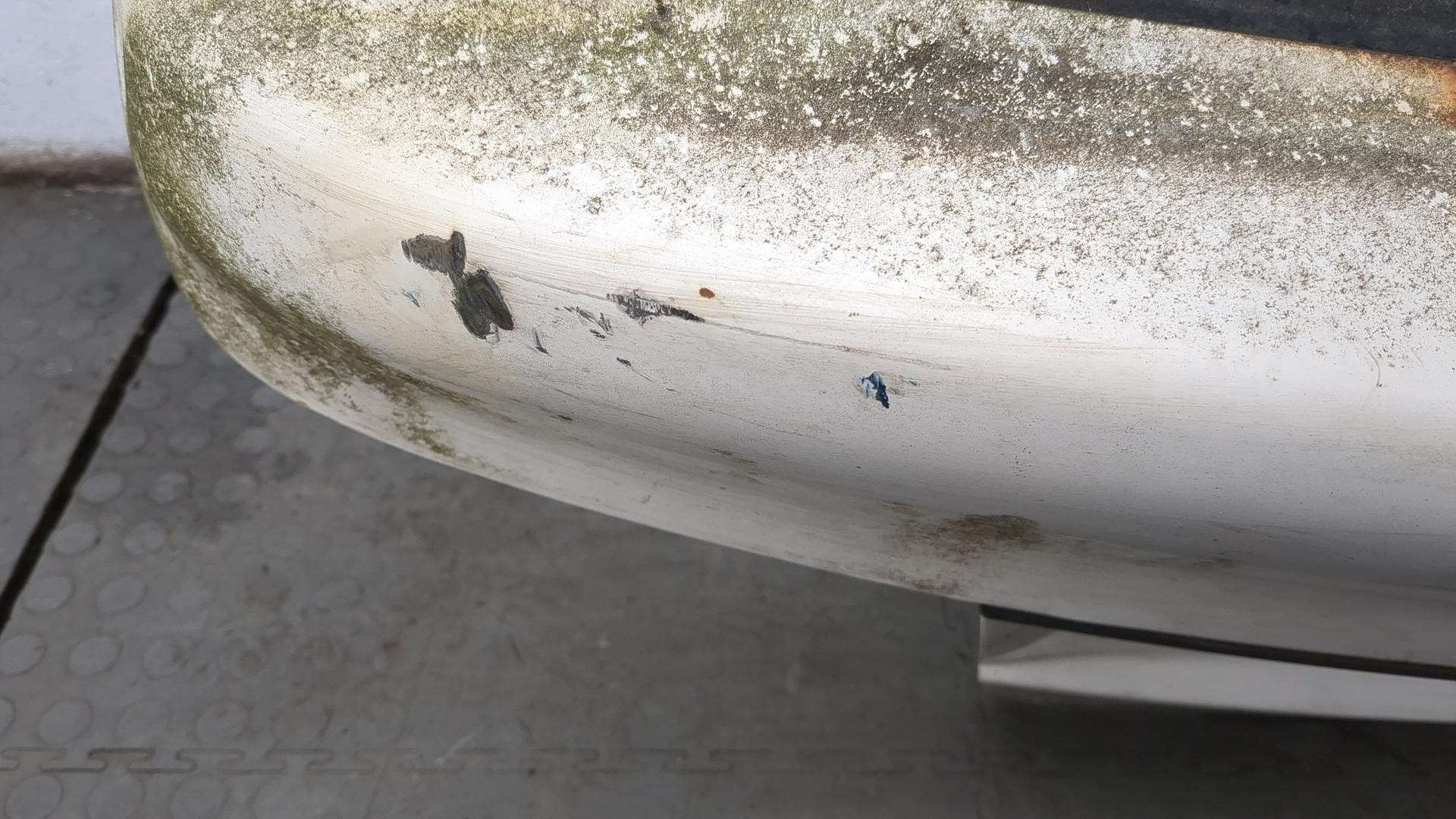 Дверь багажника