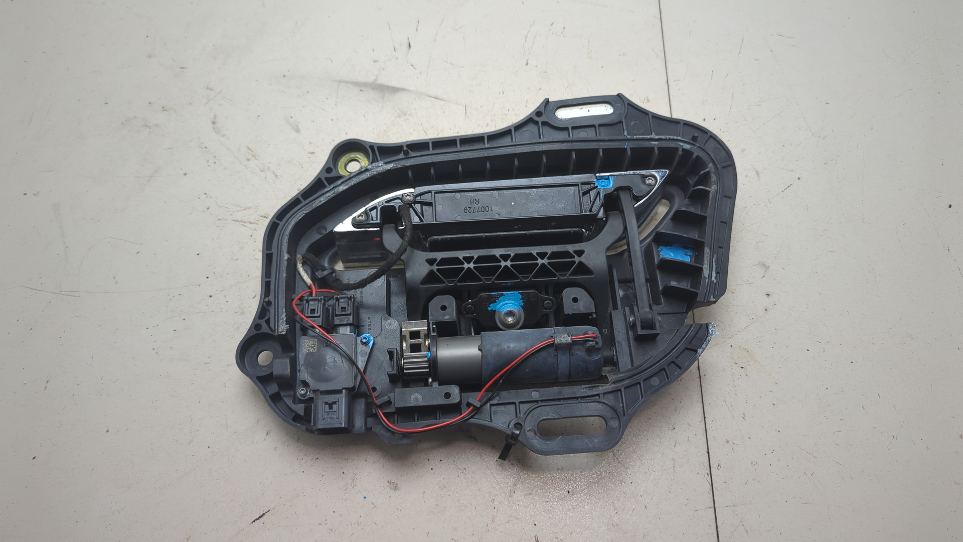 Ручка двери наружная