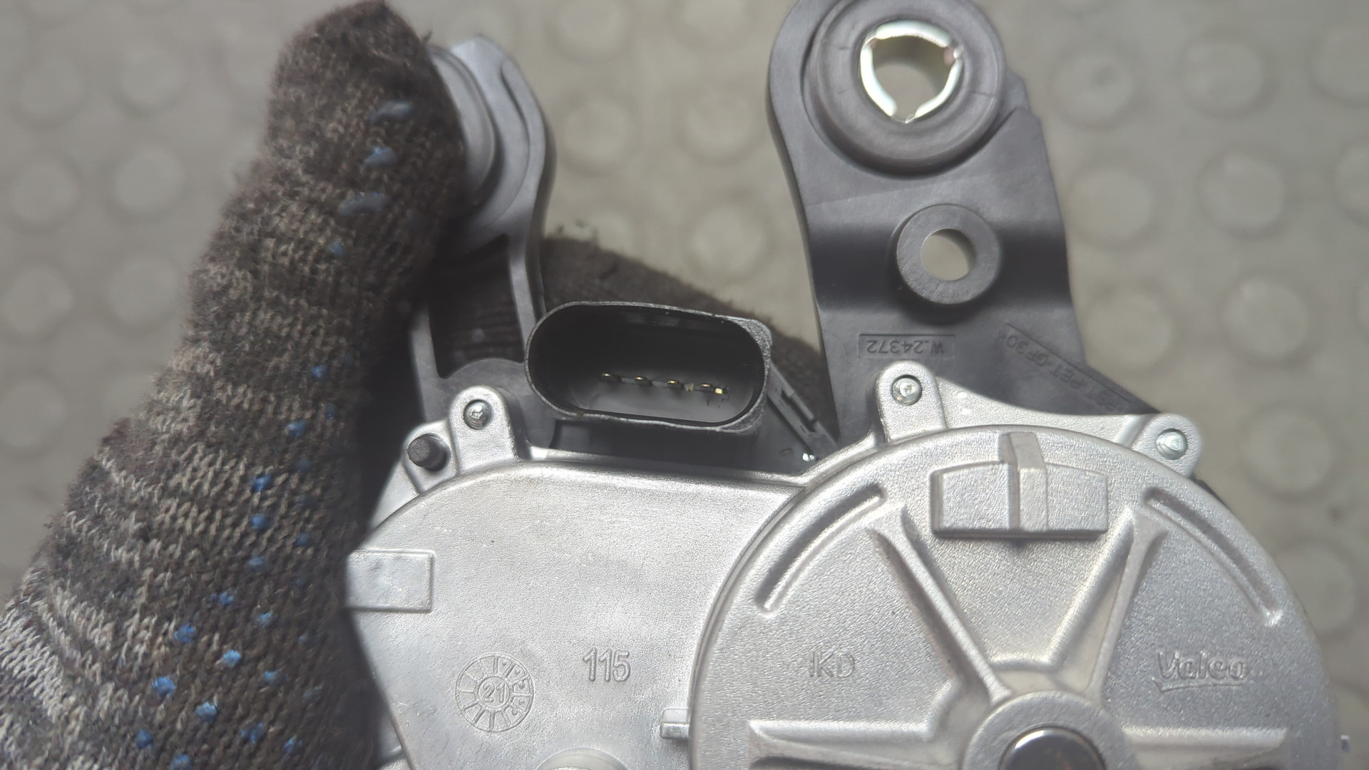 Моторчик стеклоочистителя задний