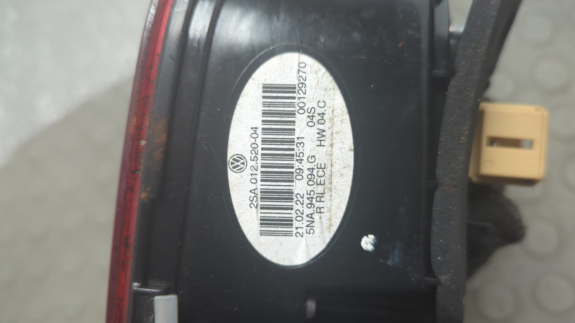 Фонарь задний внутренний правый