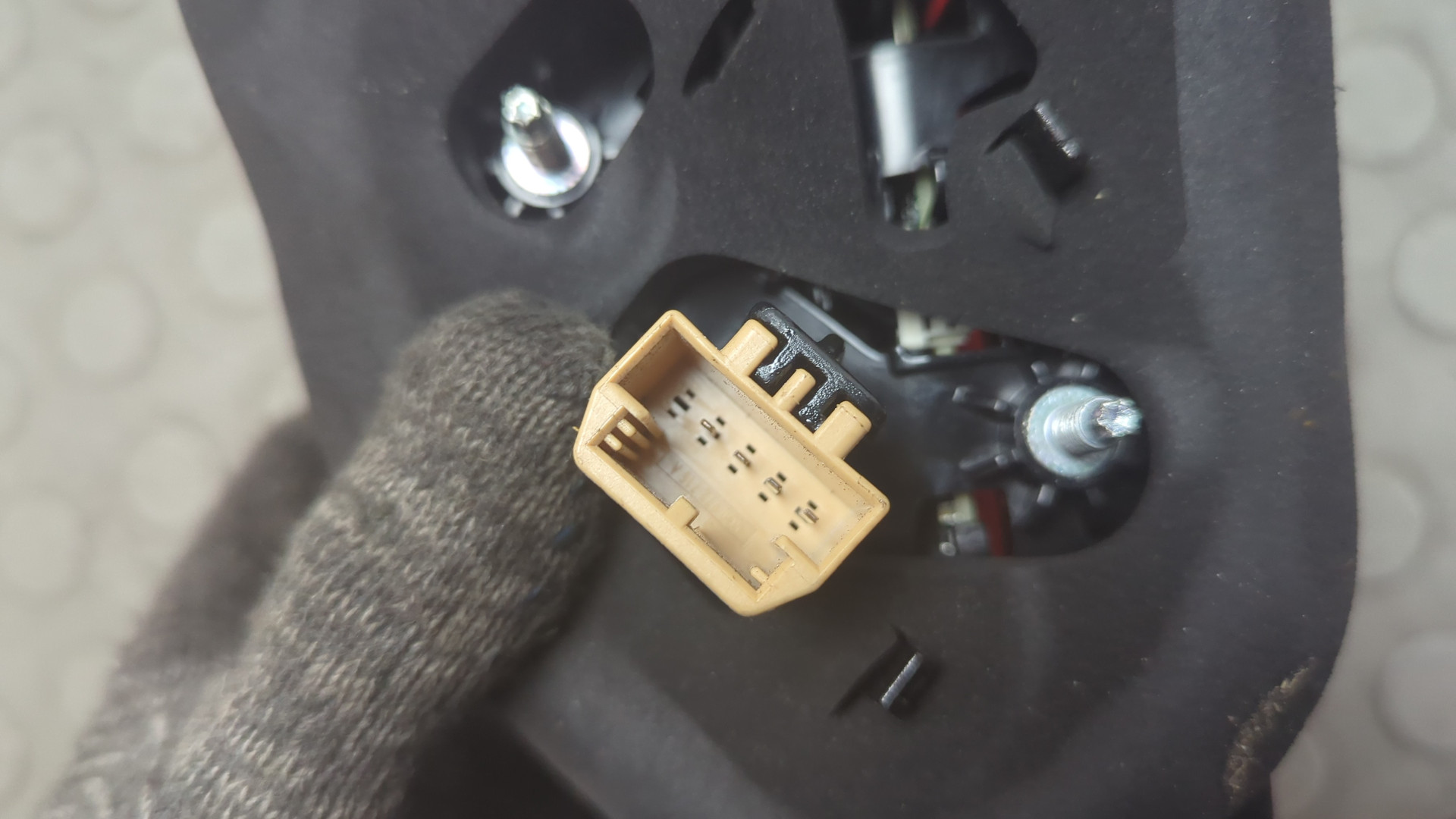 Фонарь задний внутренний правый