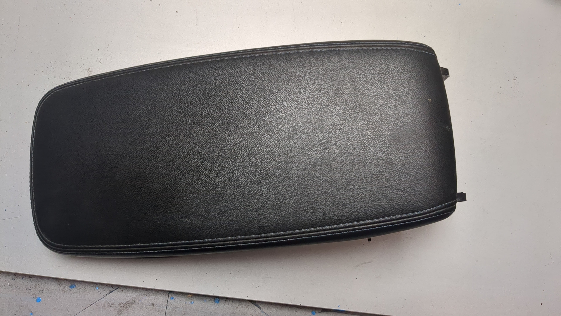 Подлокотник