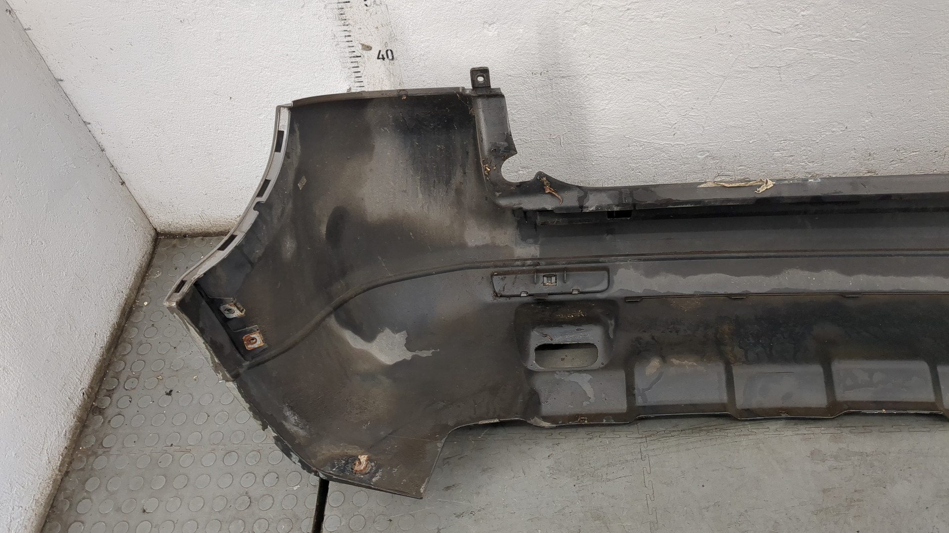 Бампер задний