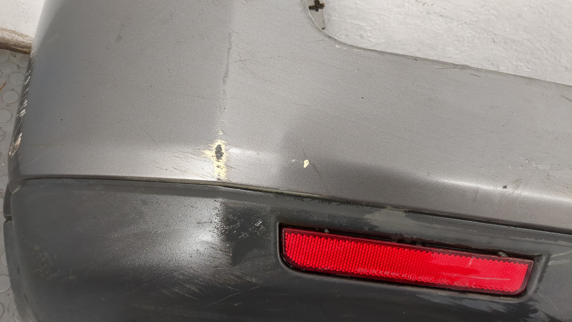 Бампер задний