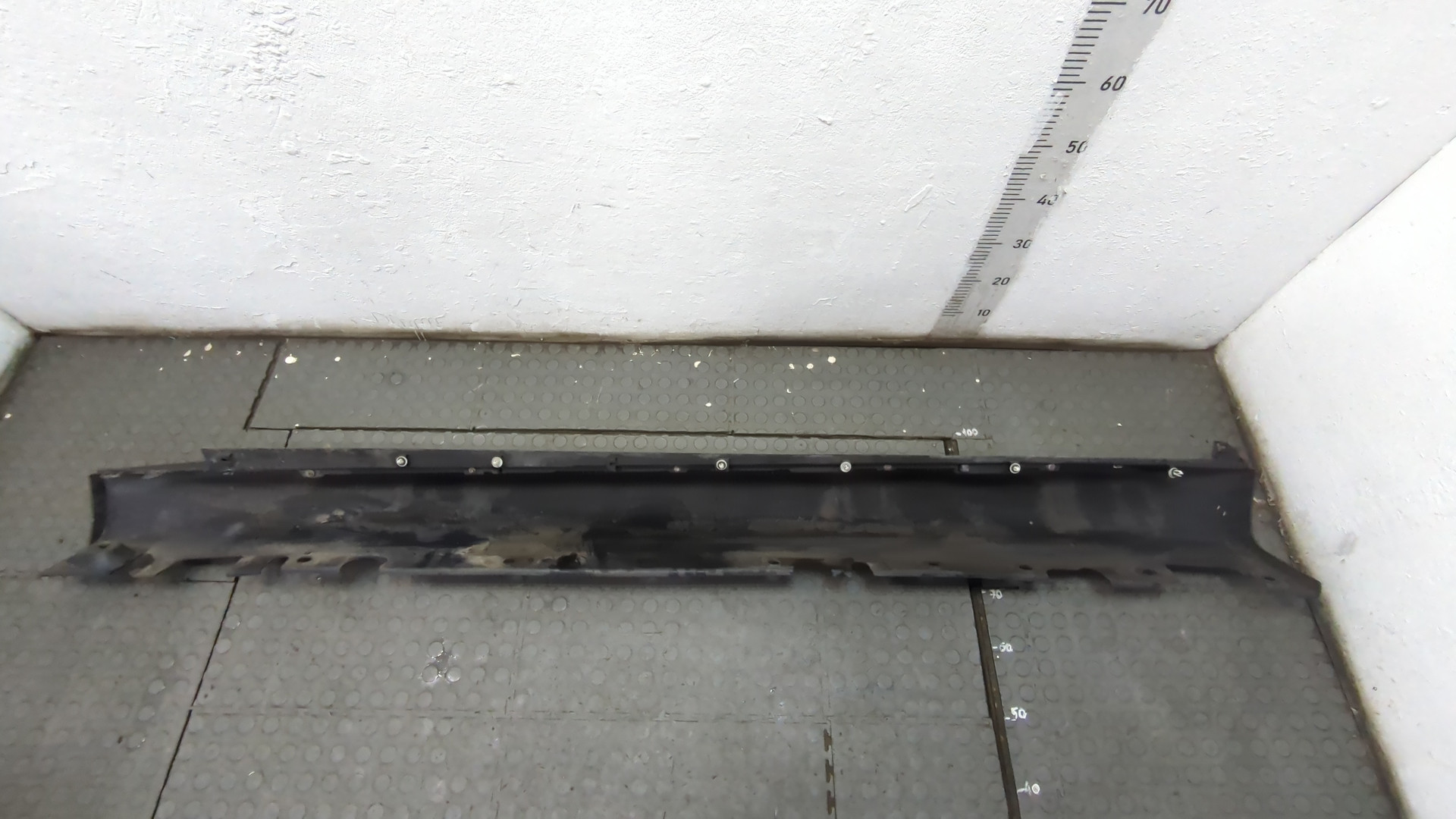 Подножка правая