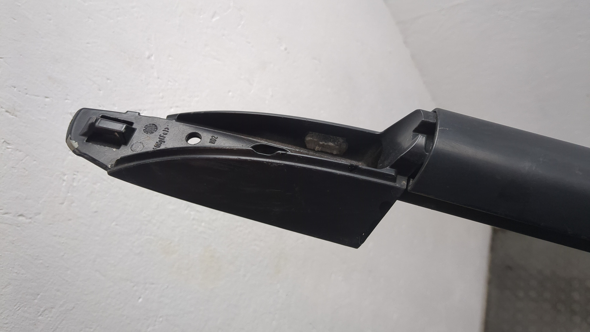 Рейлинг (релинг) правый (планка на крышу)