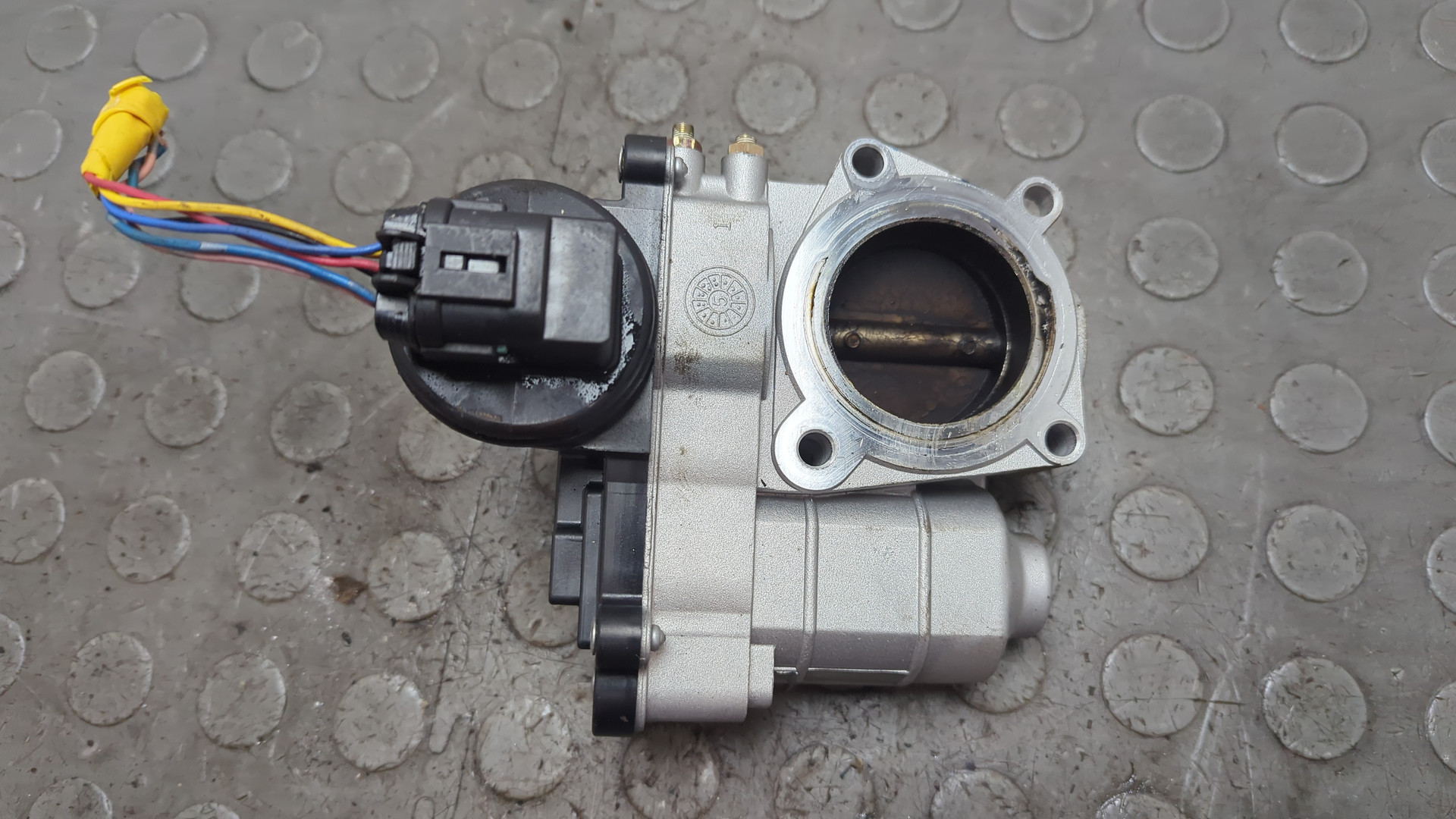 Заслонка дроссельная электрическая