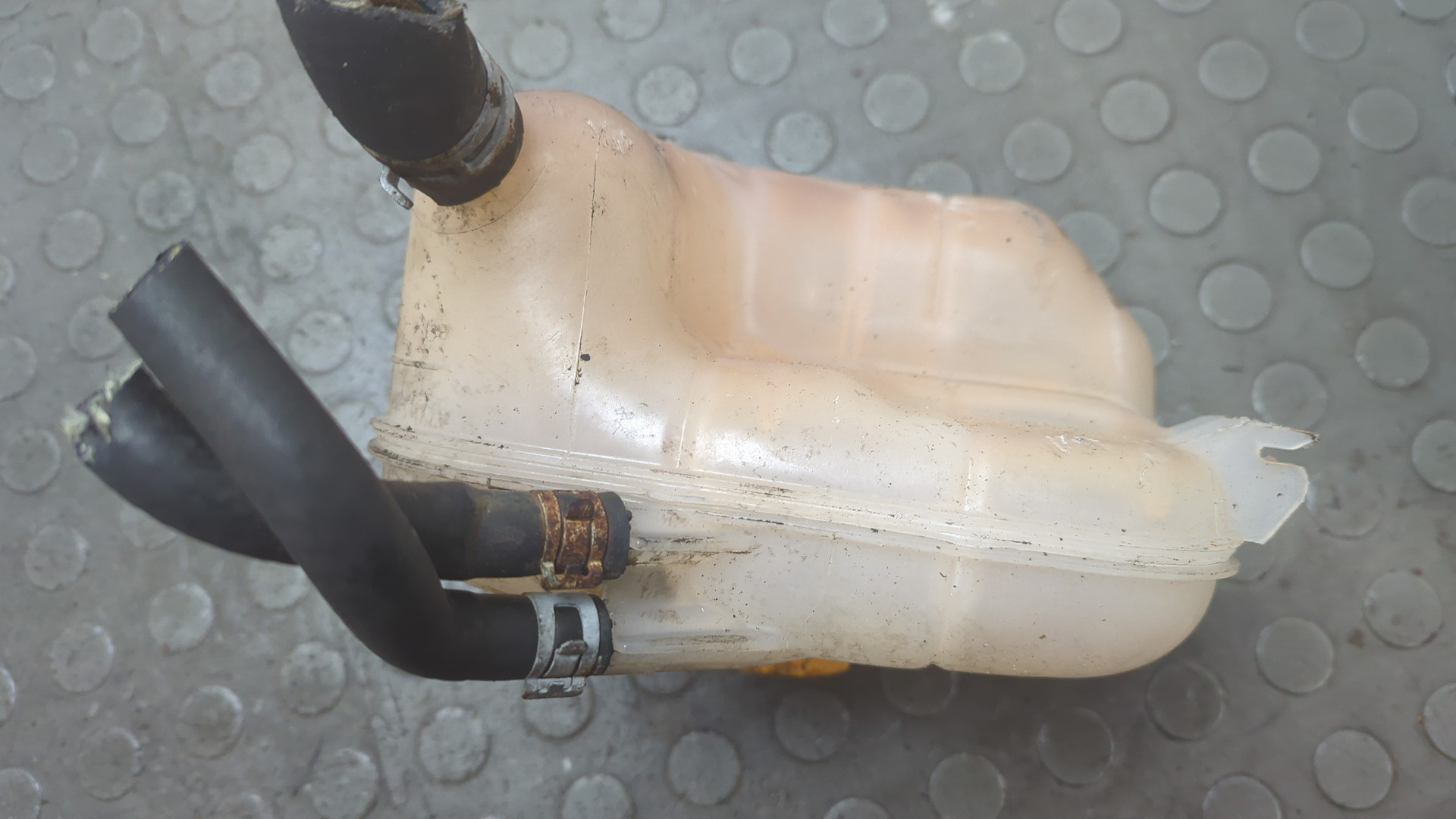 Бачок расширительный