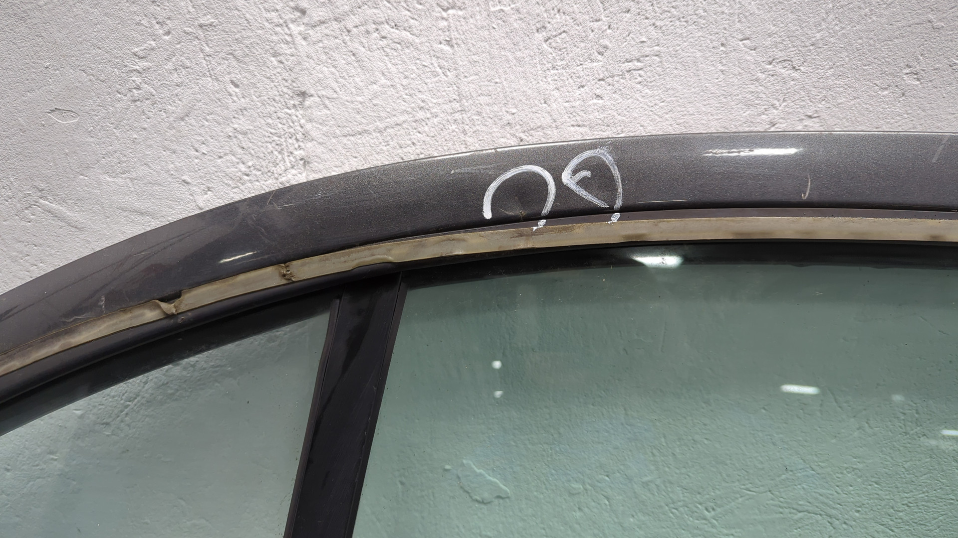 Дверь передняя левая