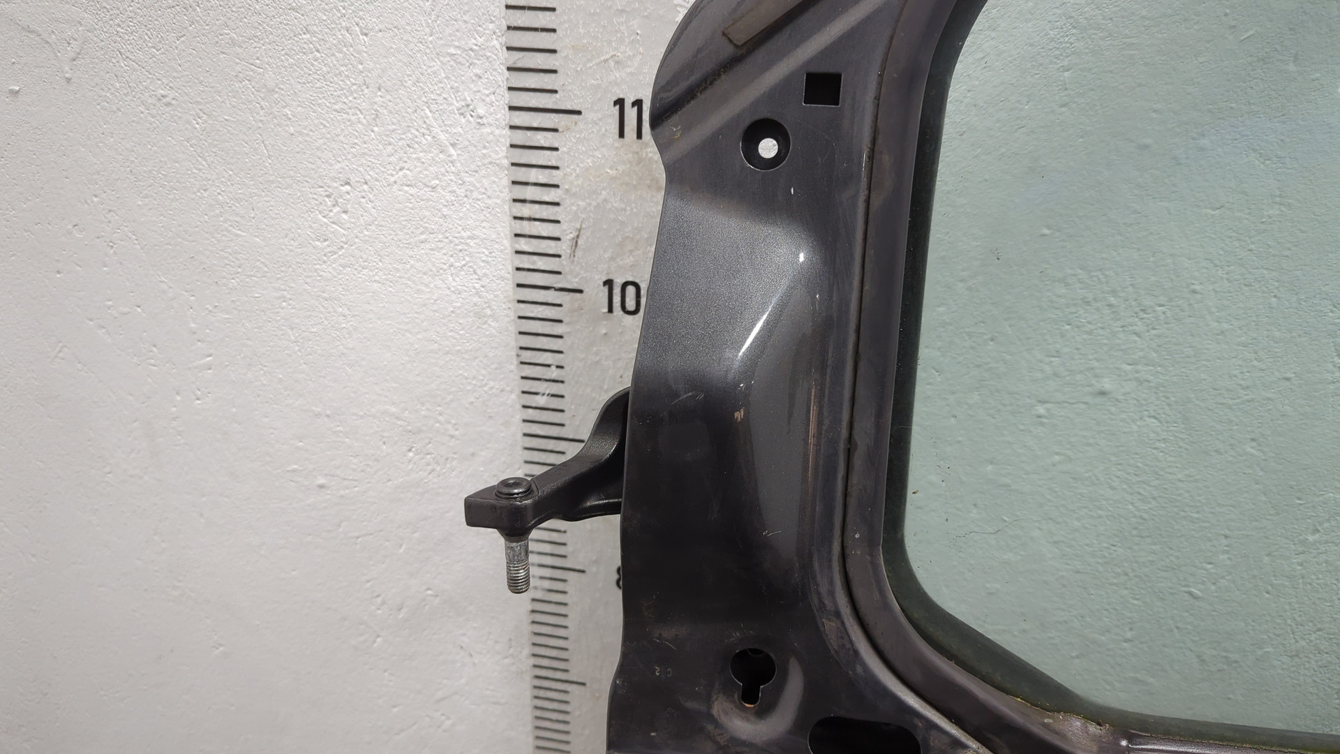 Дверь передняя левая