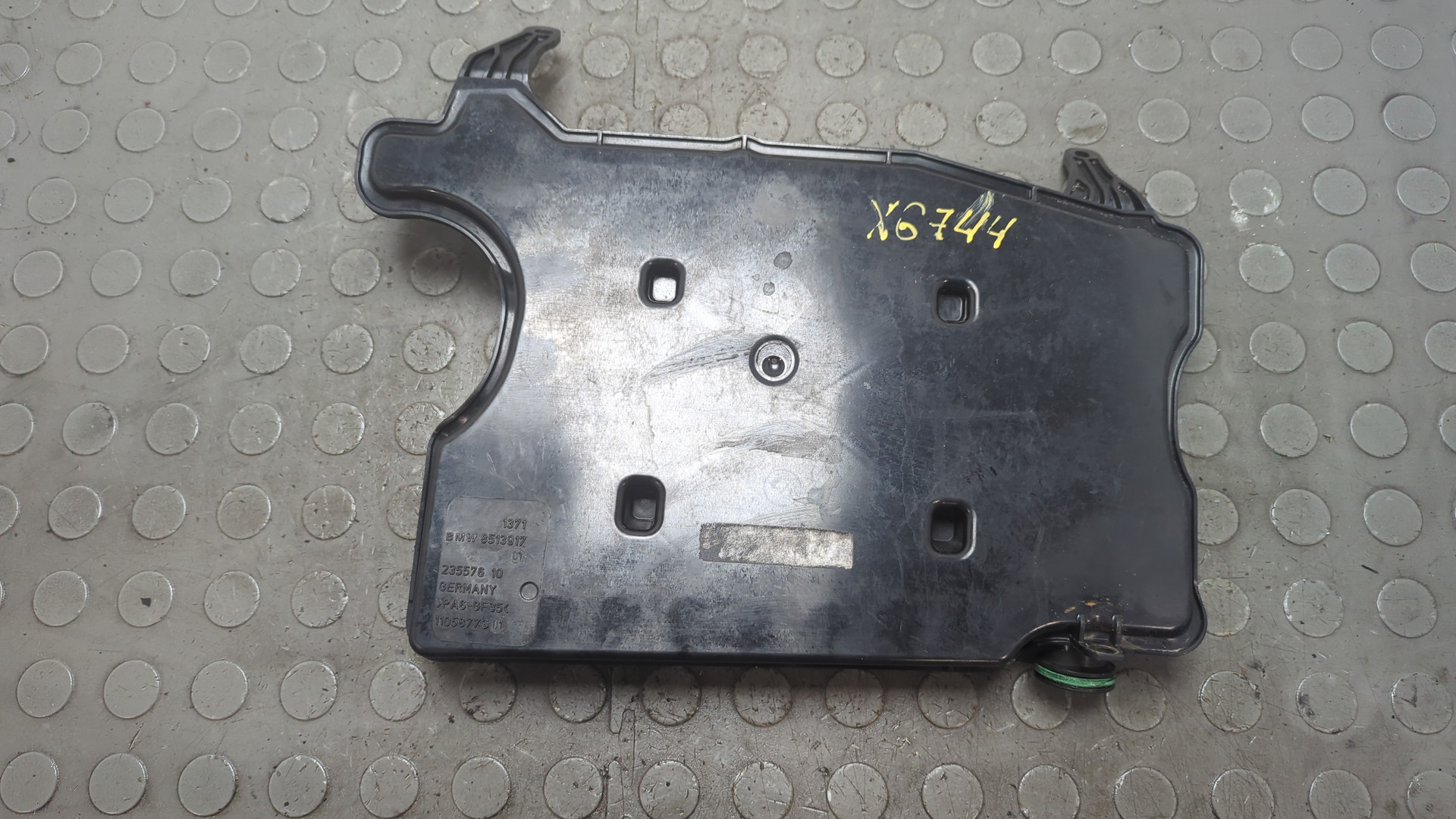 Резонатор воздушного фильтра