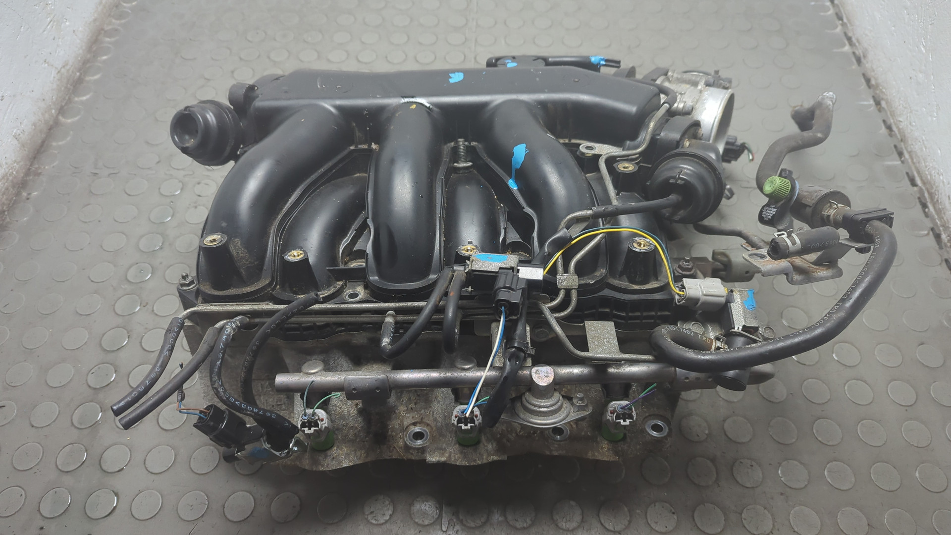 Коллектор впускной