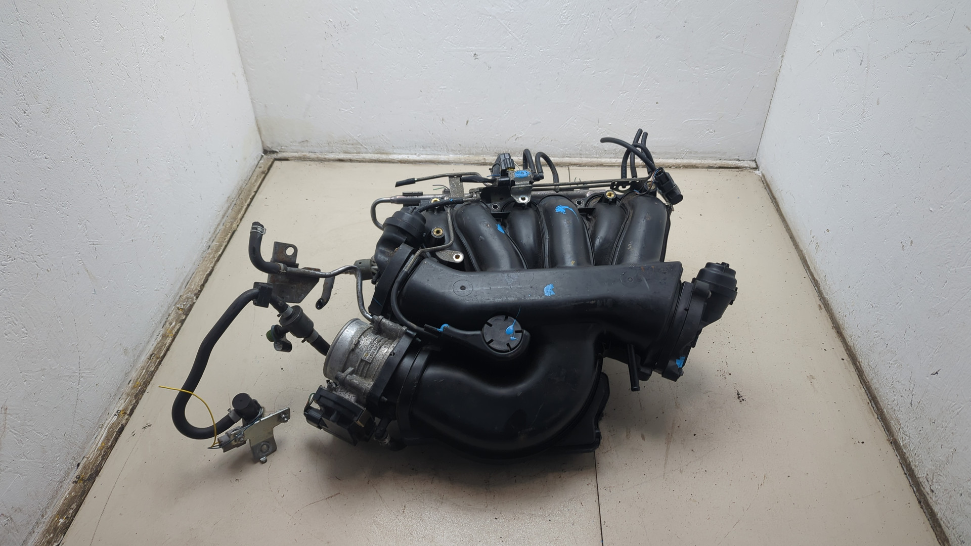 Коллектор впускной