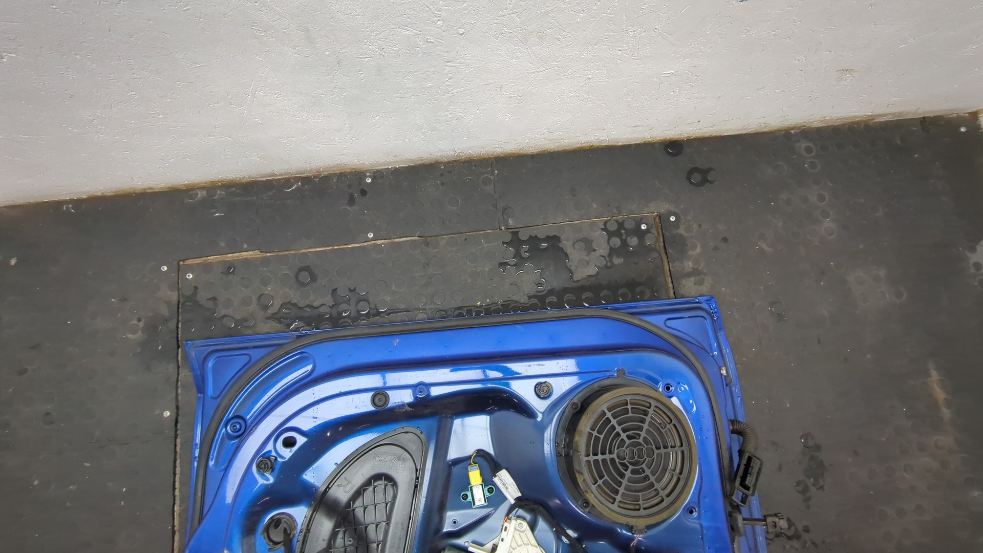 Дверь передняя правая