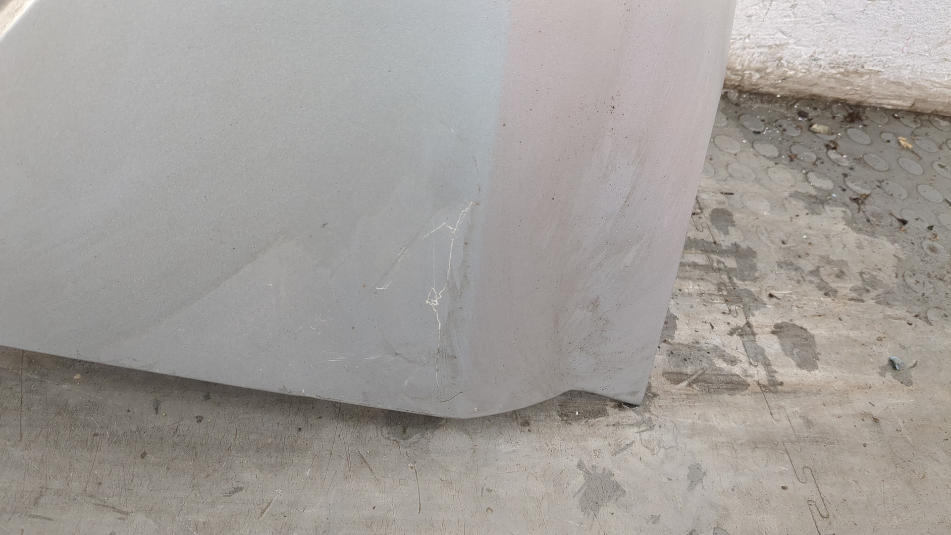 Крыло переднее левое