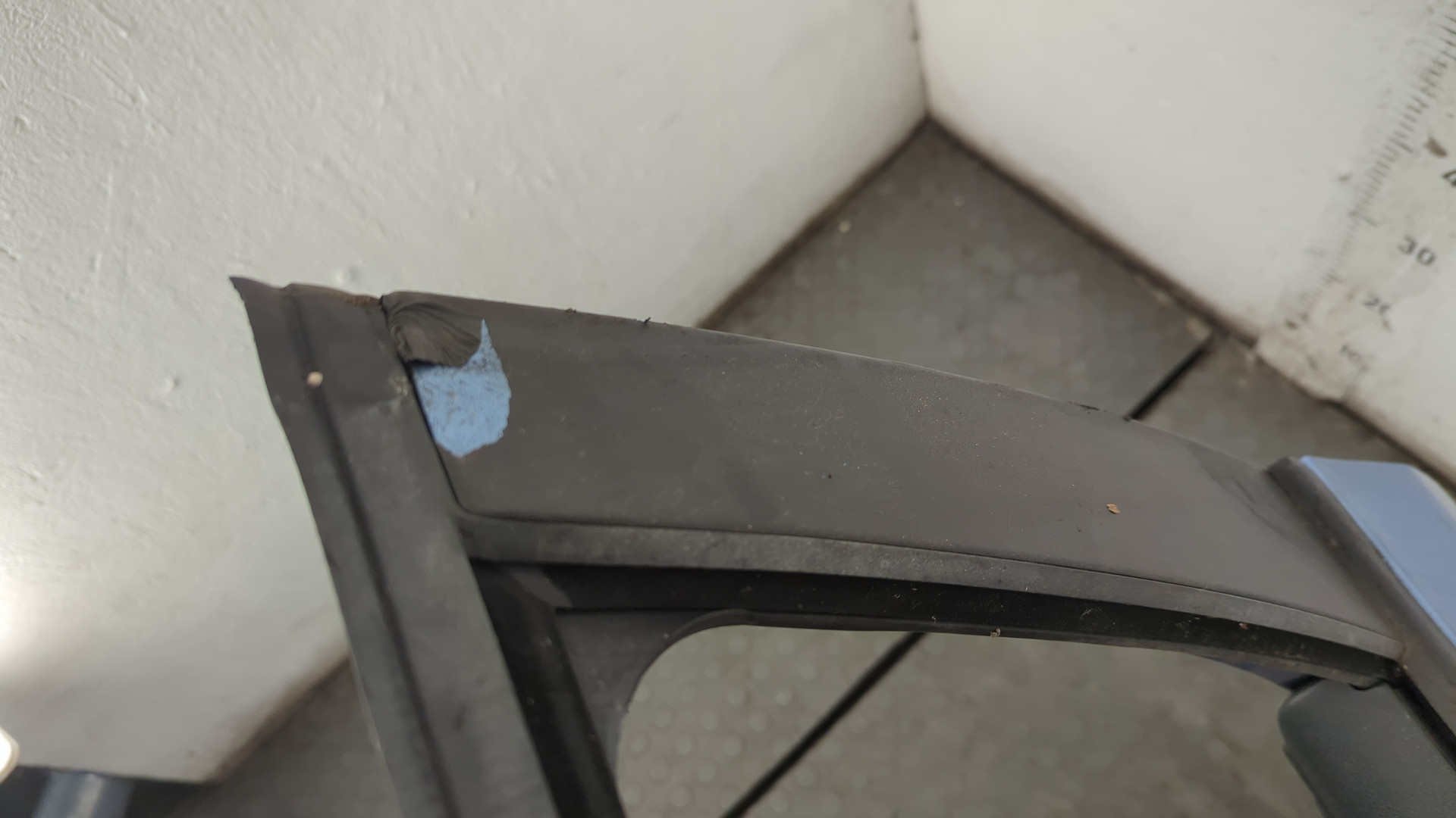 Дверь передняя левая