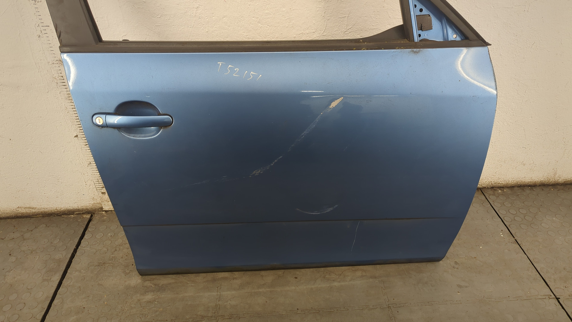 Дверь передняя правая