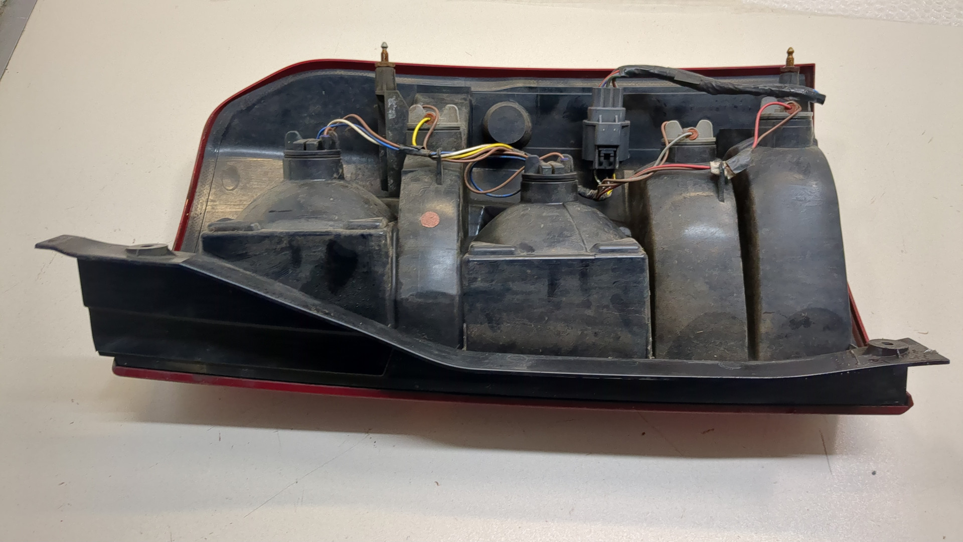 Фонарь задний левый