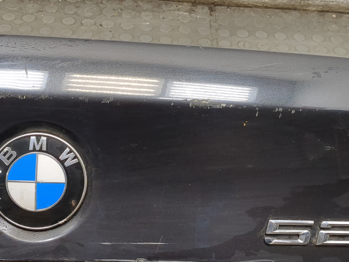 Дверь багажника