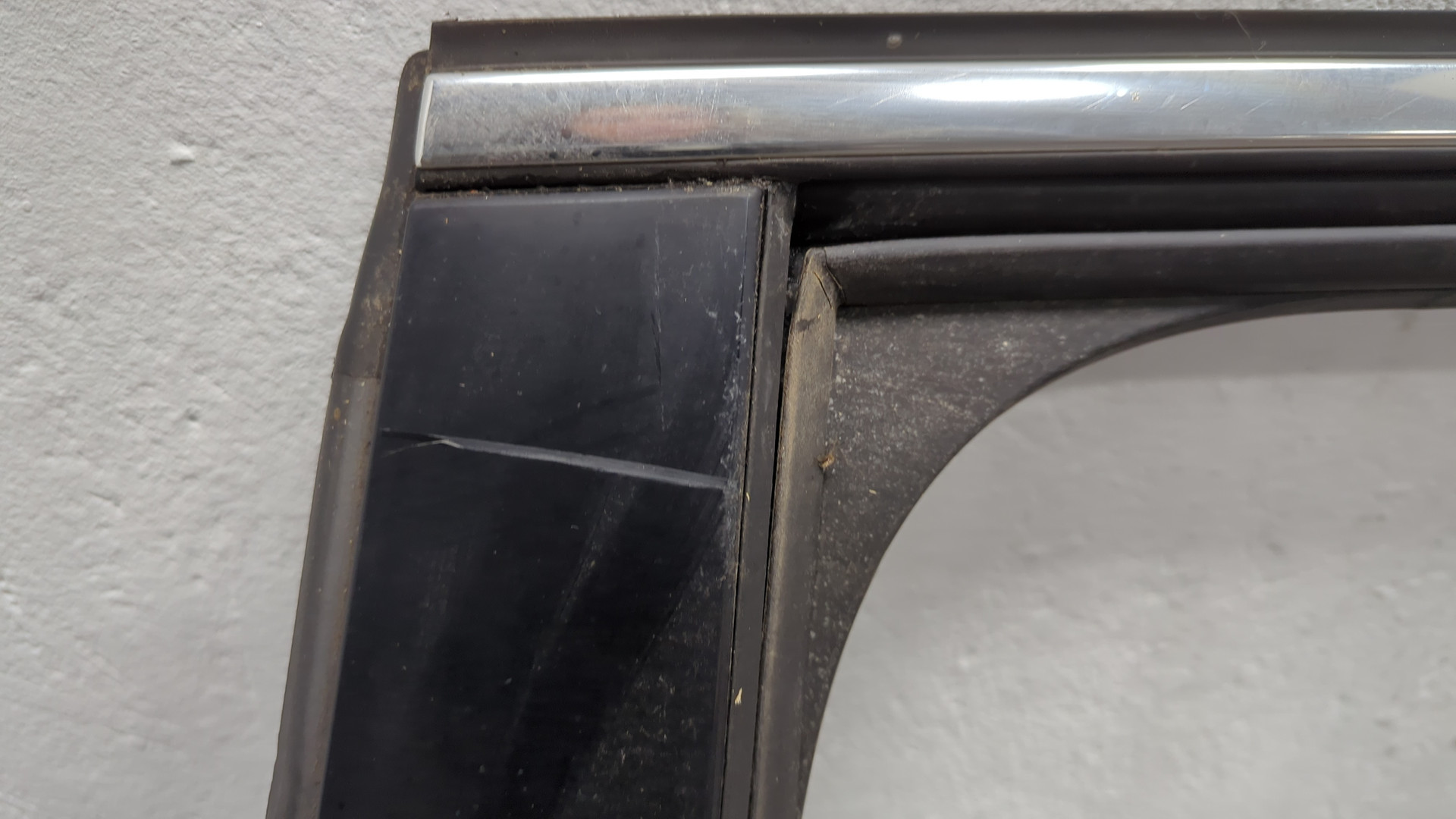 Дверь задняя левая