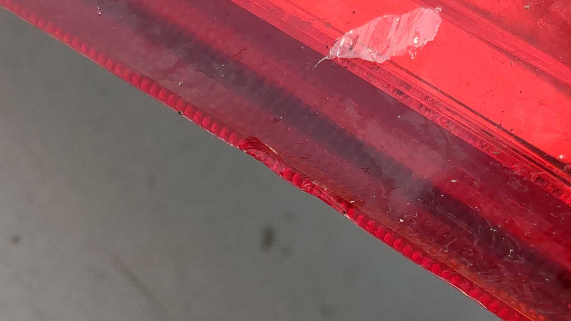 Фонарь задний левый